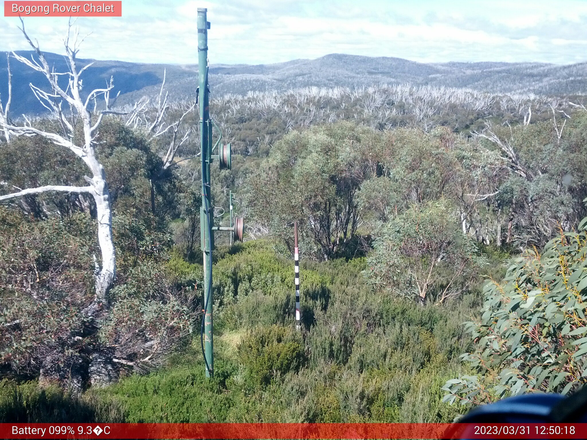 Bogong Web Cam 12:50pm Friday 31st of March 2023