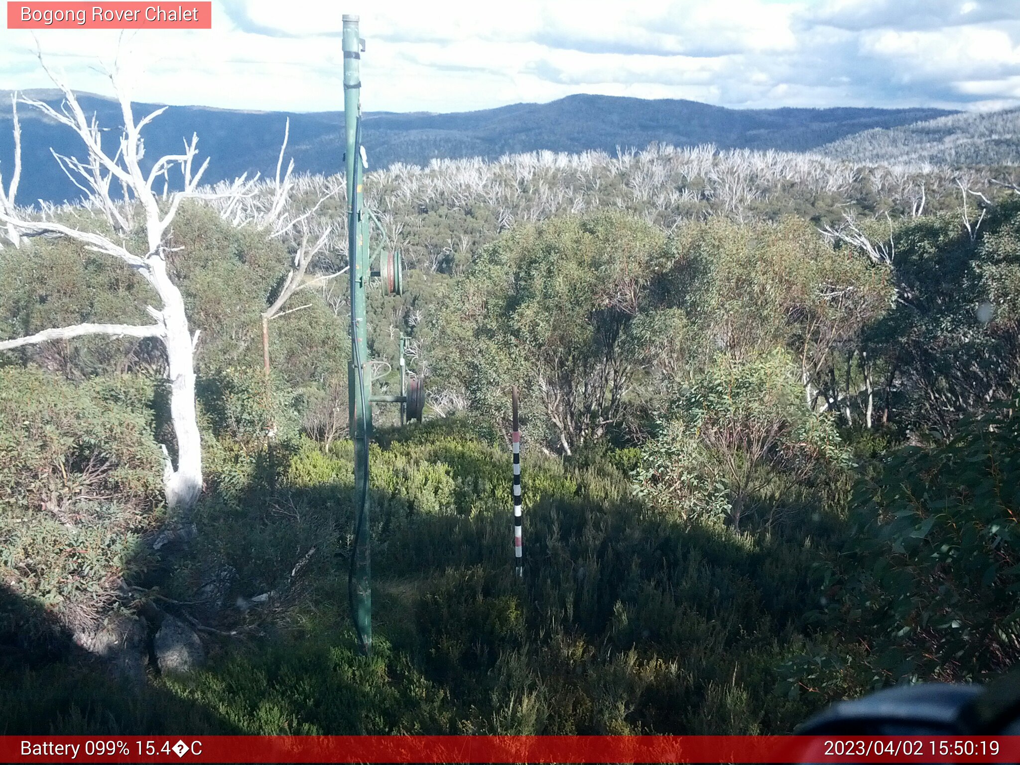 Bogong Web Cam 3:50pm Sunday 2nd of April 2023