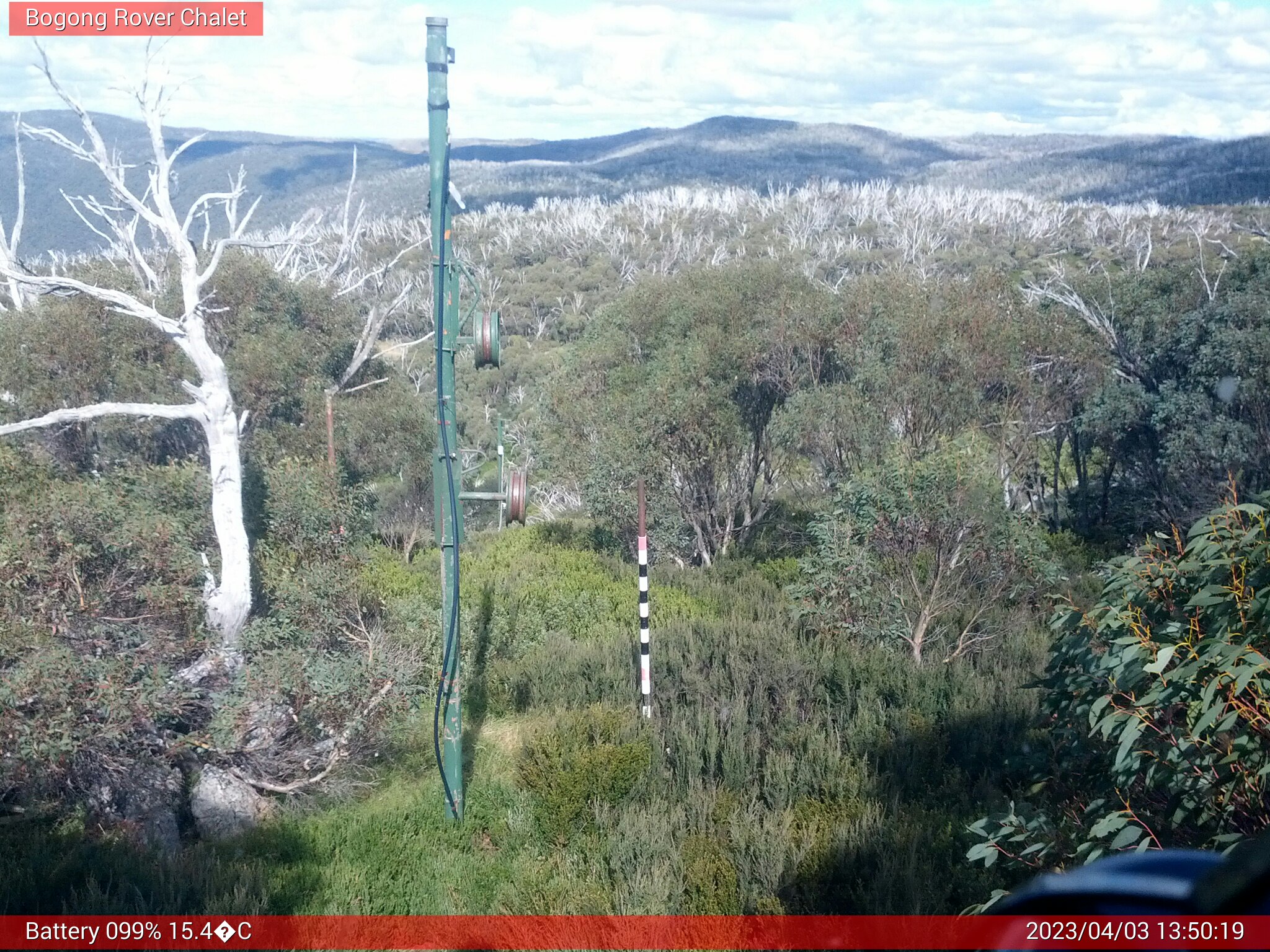 Bogong Web Cam 1:50pm Monday 3rd of April 2023