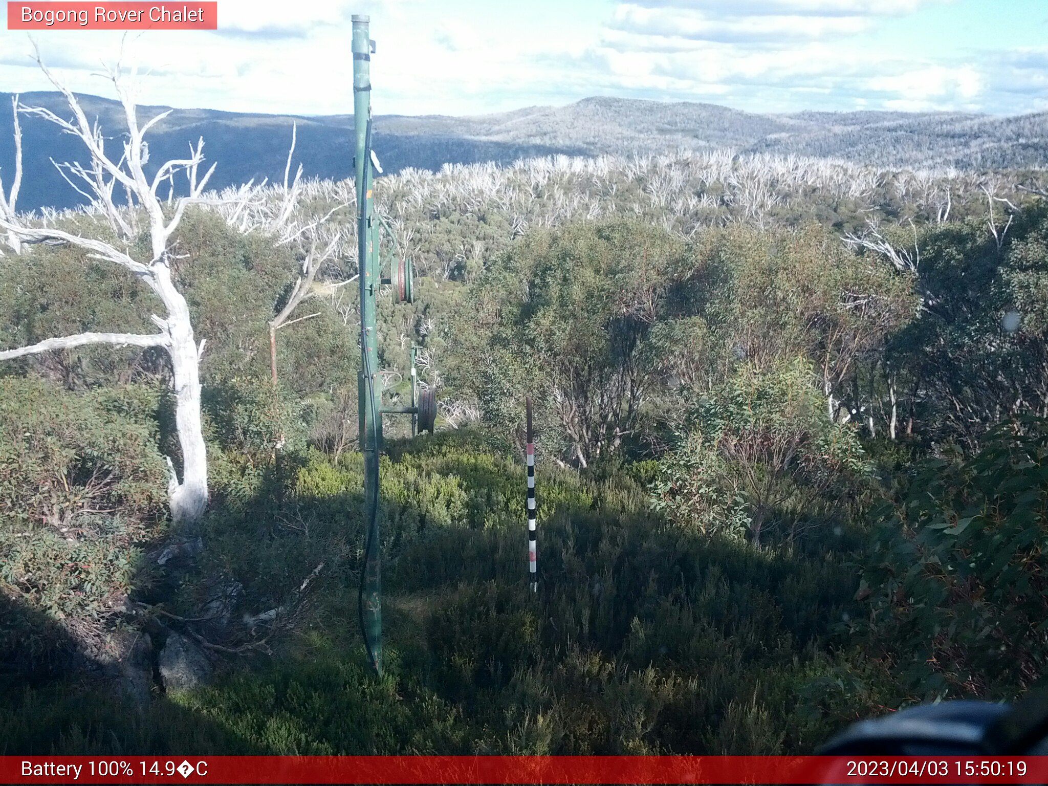 Bogong Web Cam 3:50pm Monday 3rd of April 2023