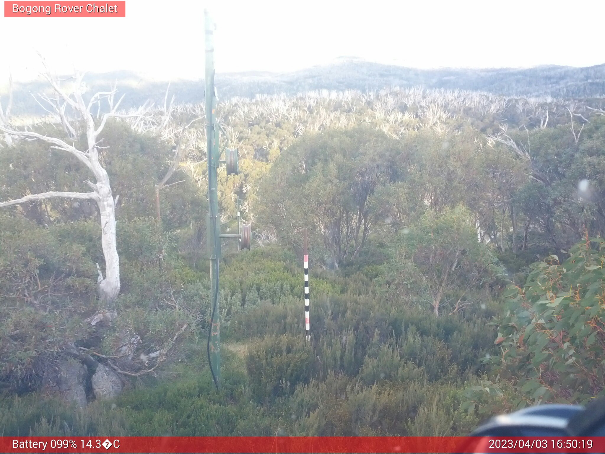 Bogong Web Cam 4:50pm Monday 3rd of April 2023