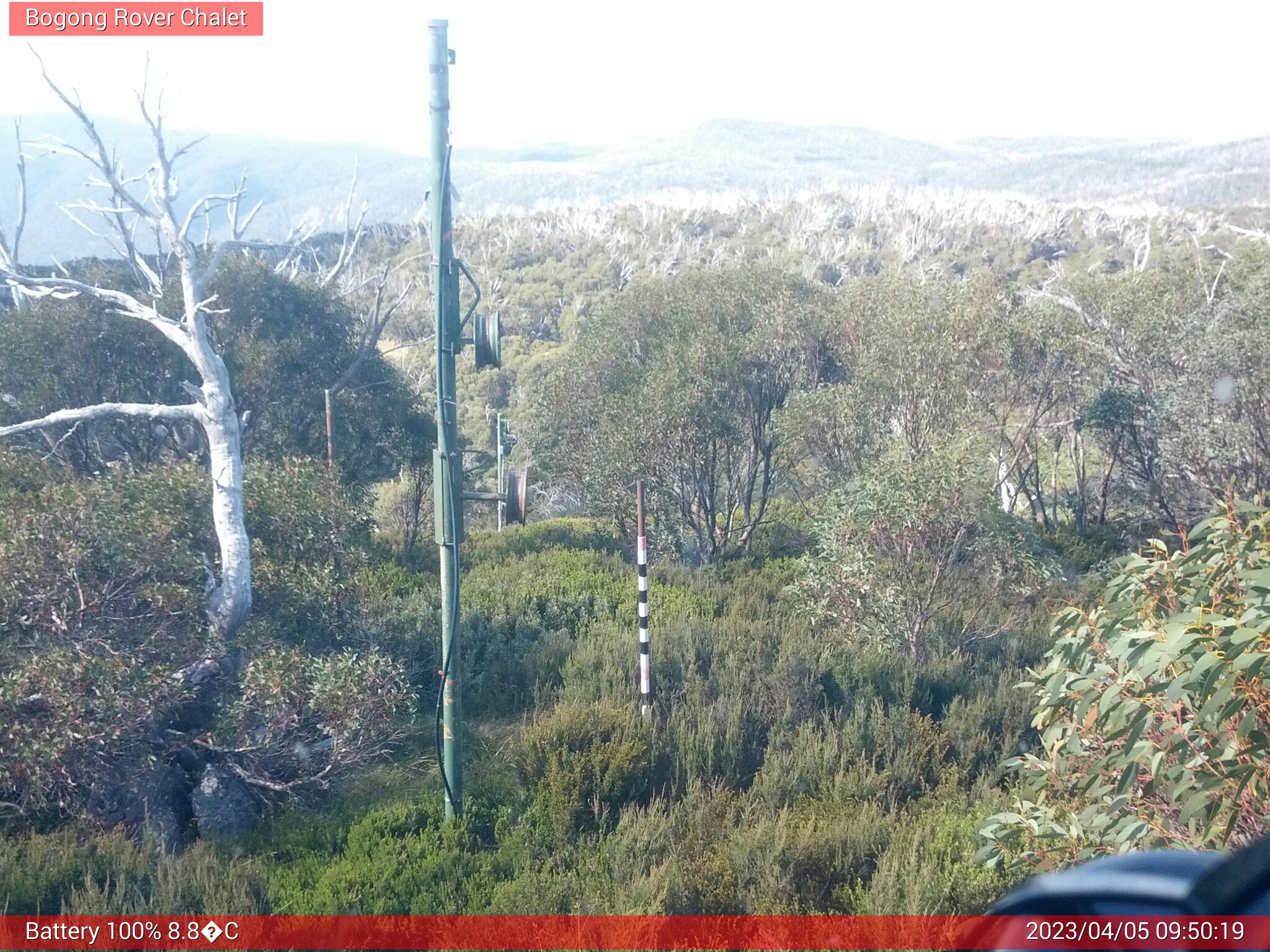 Bogong Web Cam 9:50am Wednesday 5th of April 2023