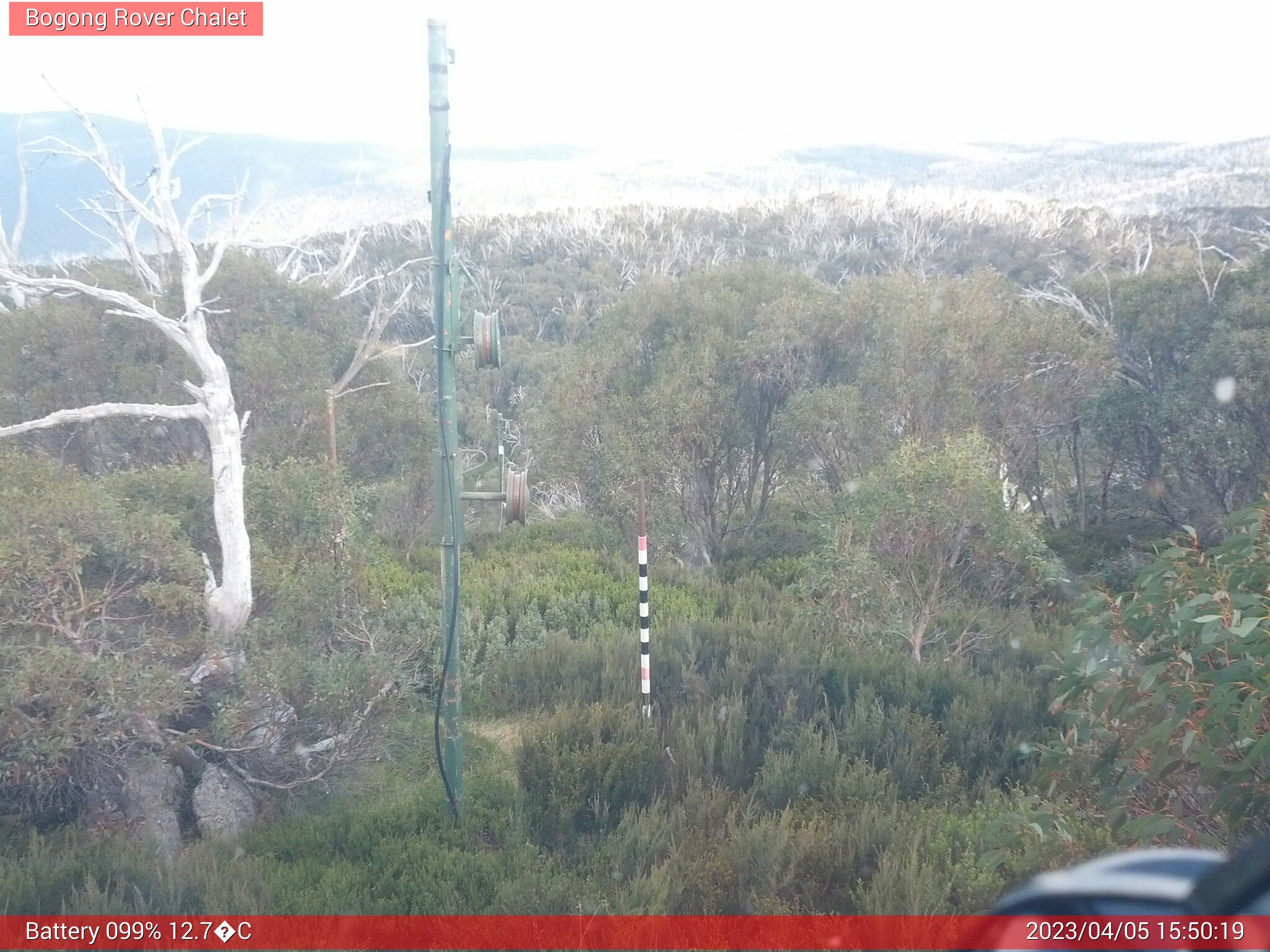 Bogong Web Cam 3:50pm Wednesday 5th of April 2023