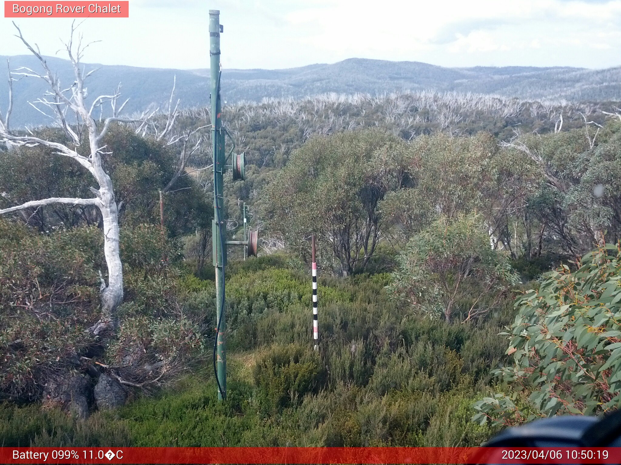 Bogong Web Cam 10:50am Thursday 6th of April 2023