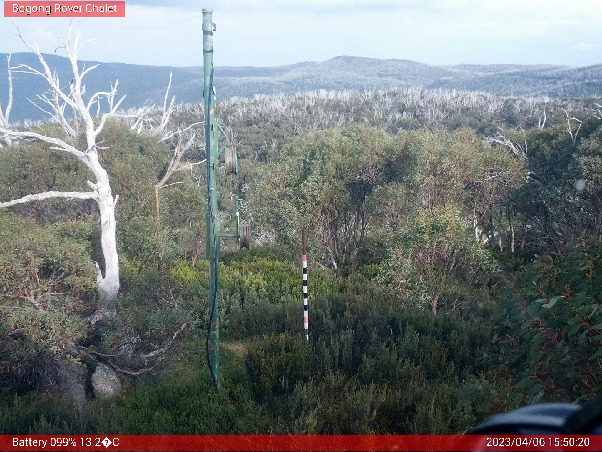 Bogong Web Cam 3:50pm Thursday 6th of April 2023