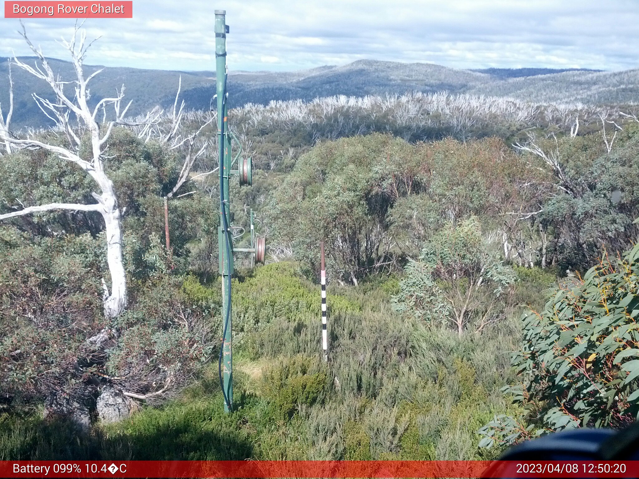 Bogong Web Cam 12:50pm Saturday 8th of April 2023