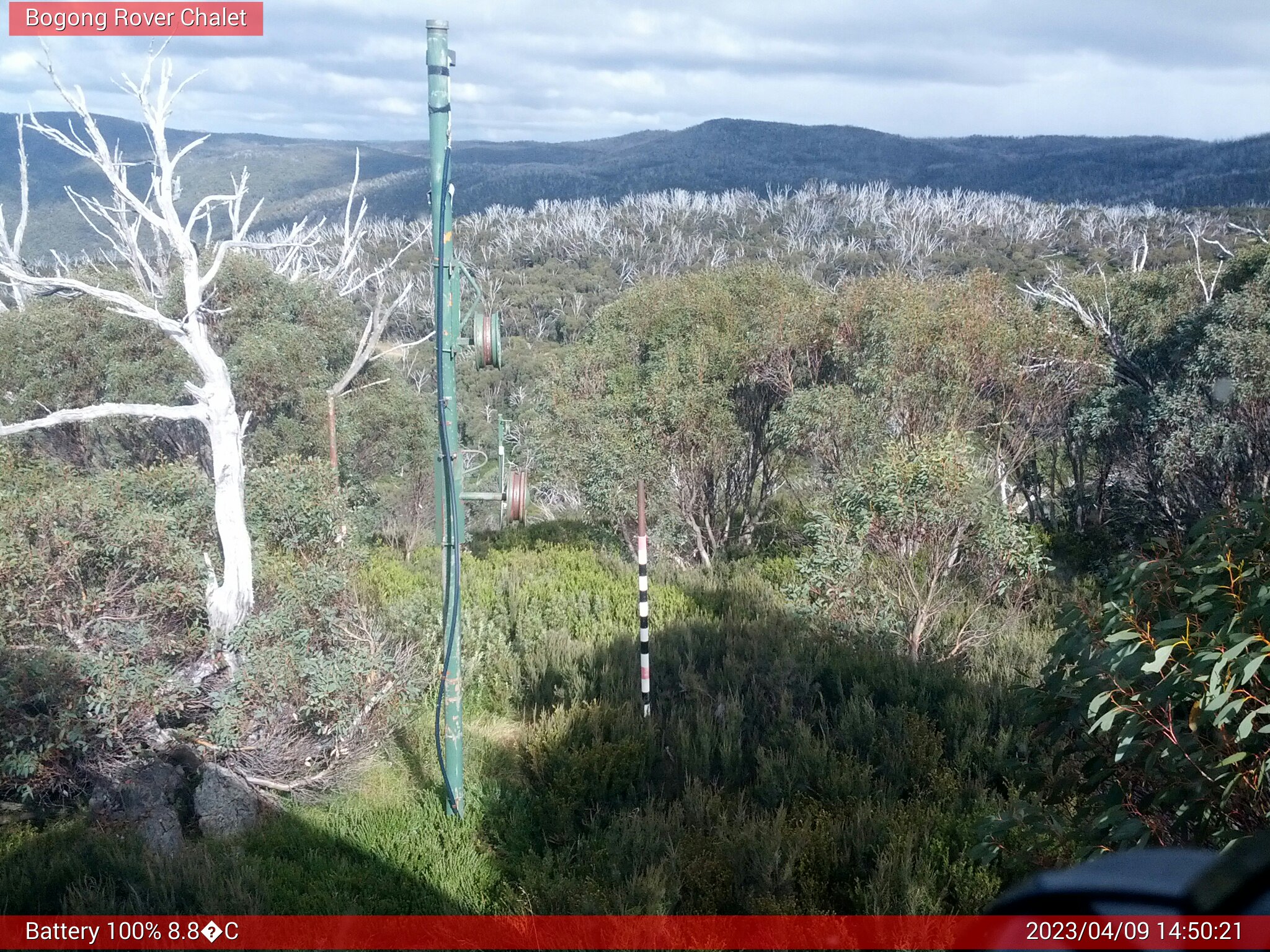 Bogong Web Cam 2:50pm Sunday 9th of April 2023