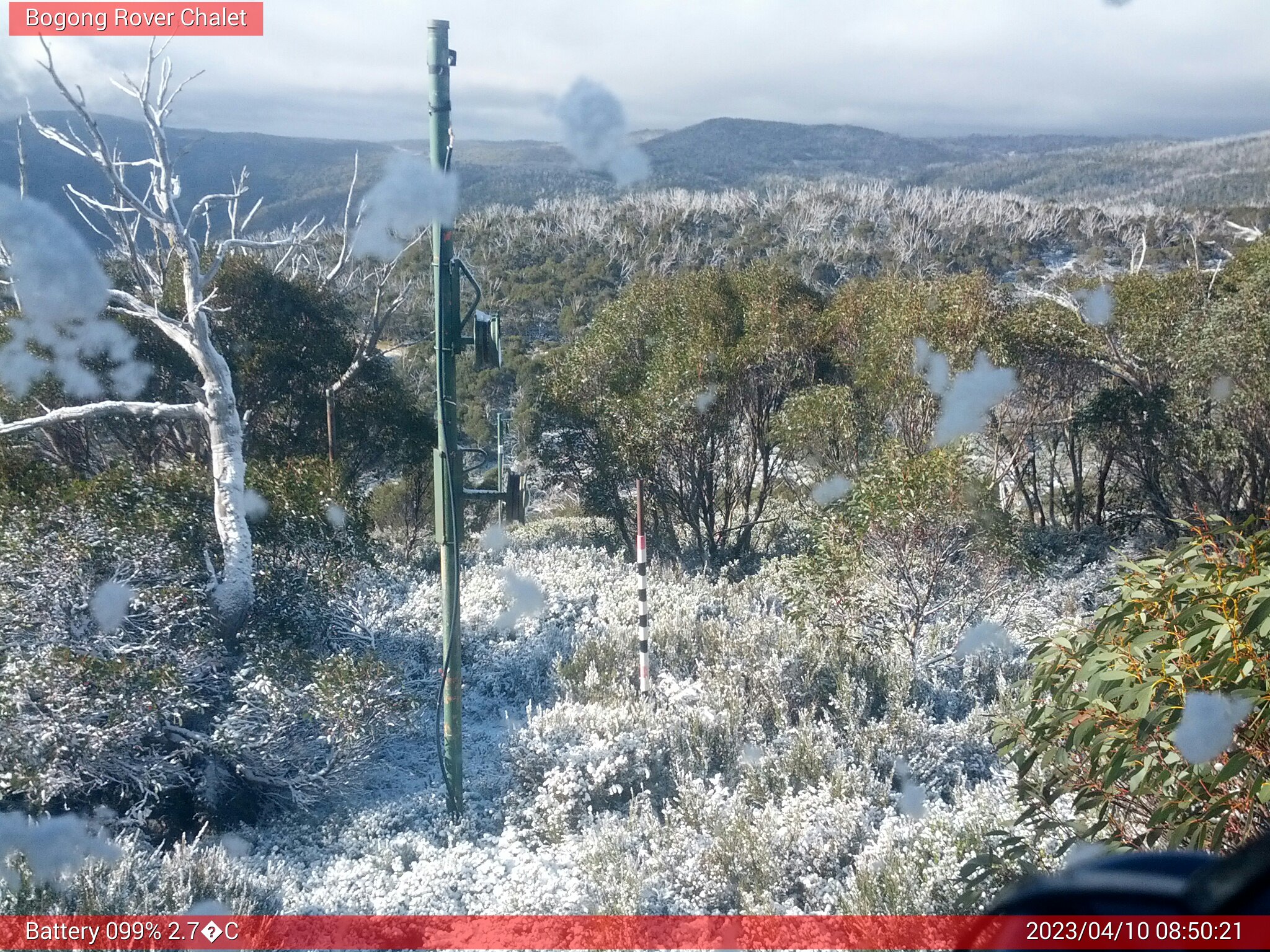 Bogong Web Cam 8:50am Monday 10th of April 2023