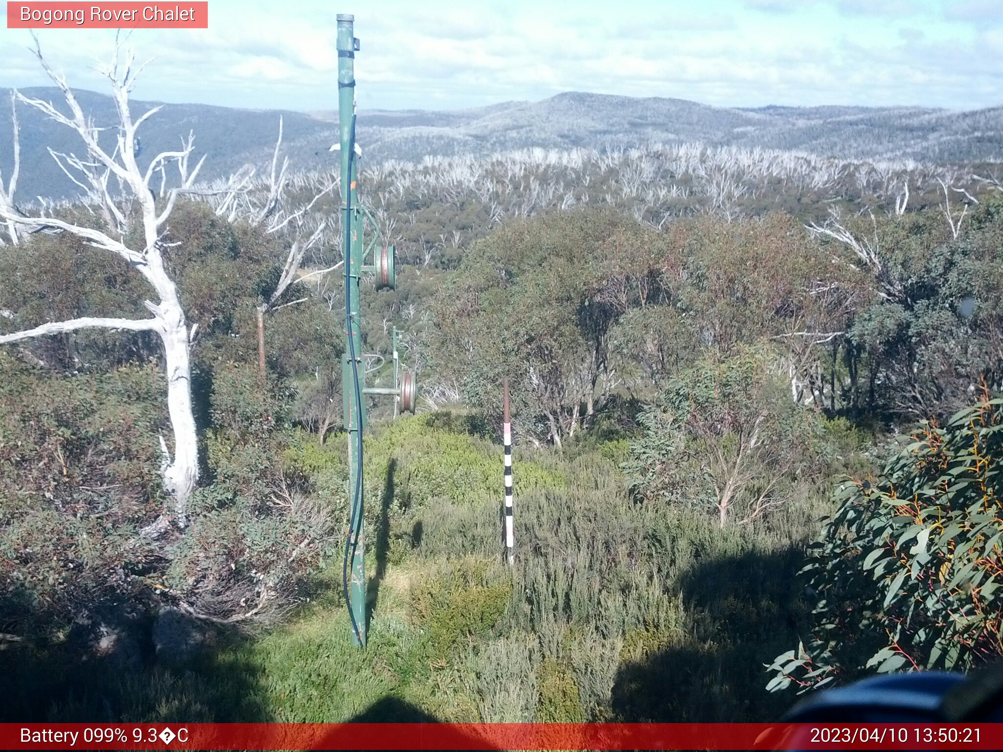 Bogong Web Cam 1:50pm Monday 10th of April 2023