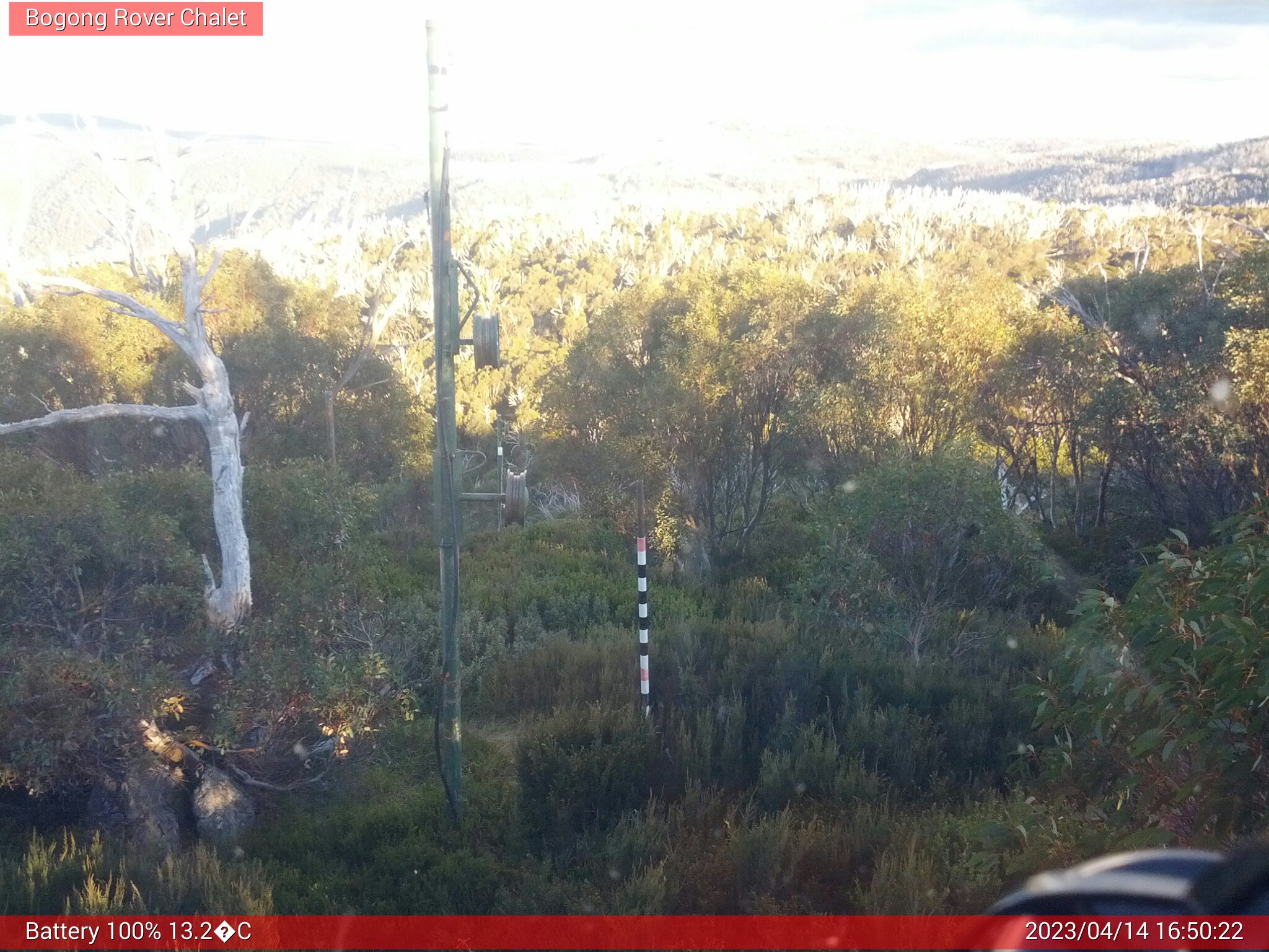 Bogong Web Cam 4:50pm Friday 14th of April 2023