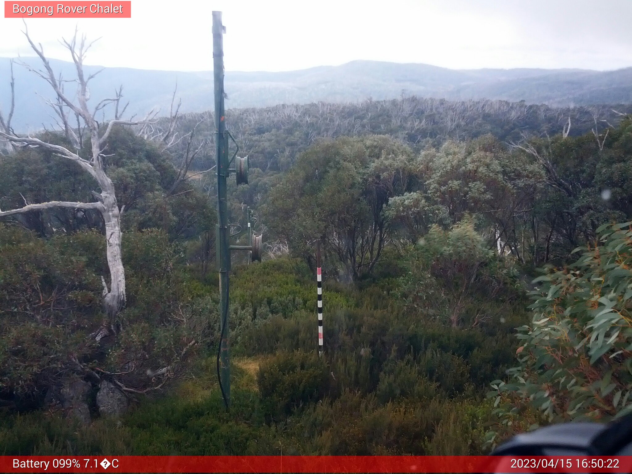 Bogong Web Cam 4:50pm Saturday 15th of April 2023