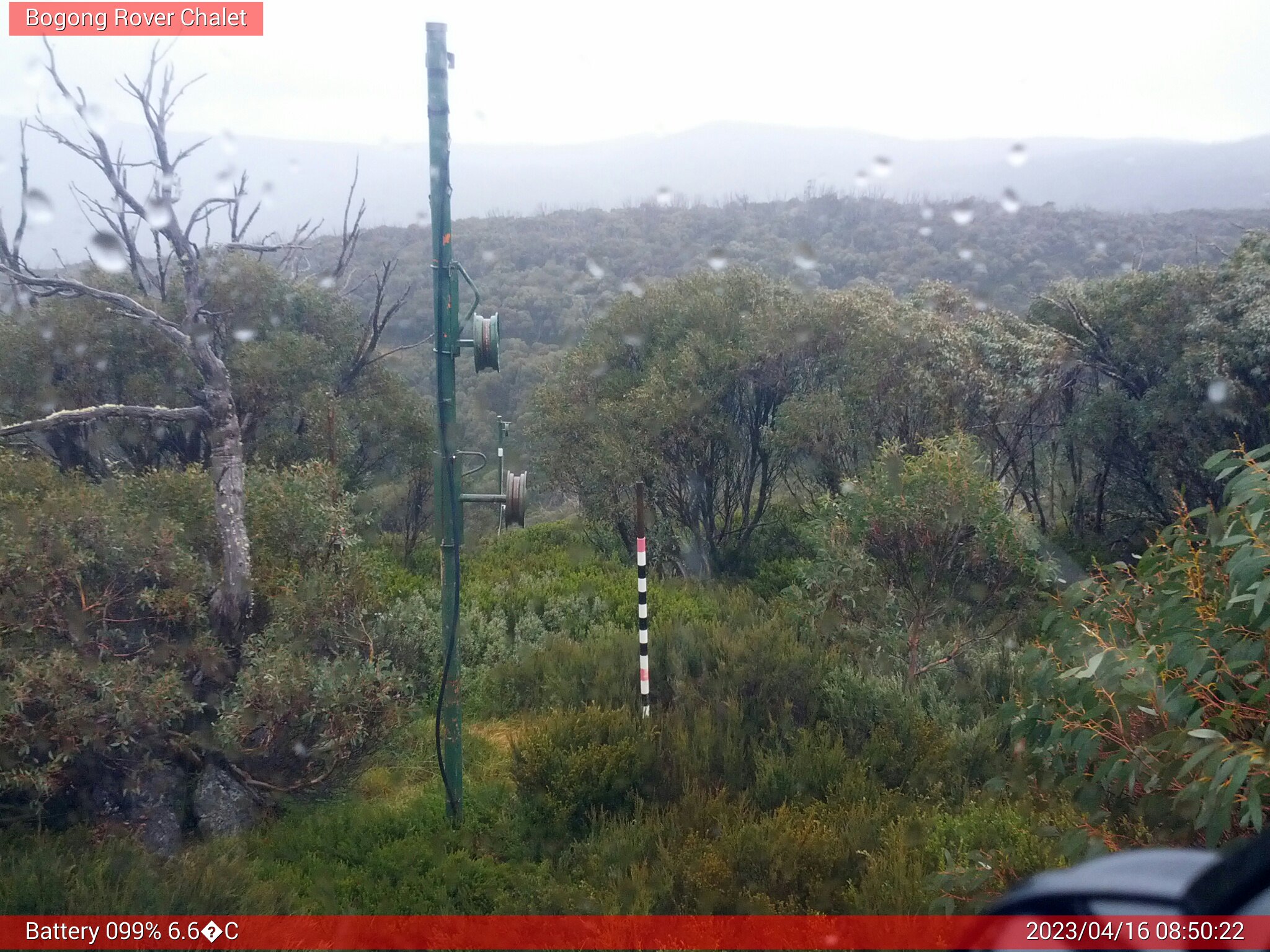 Bogong Web Cam 8:50am Sunday 16th of April 2023