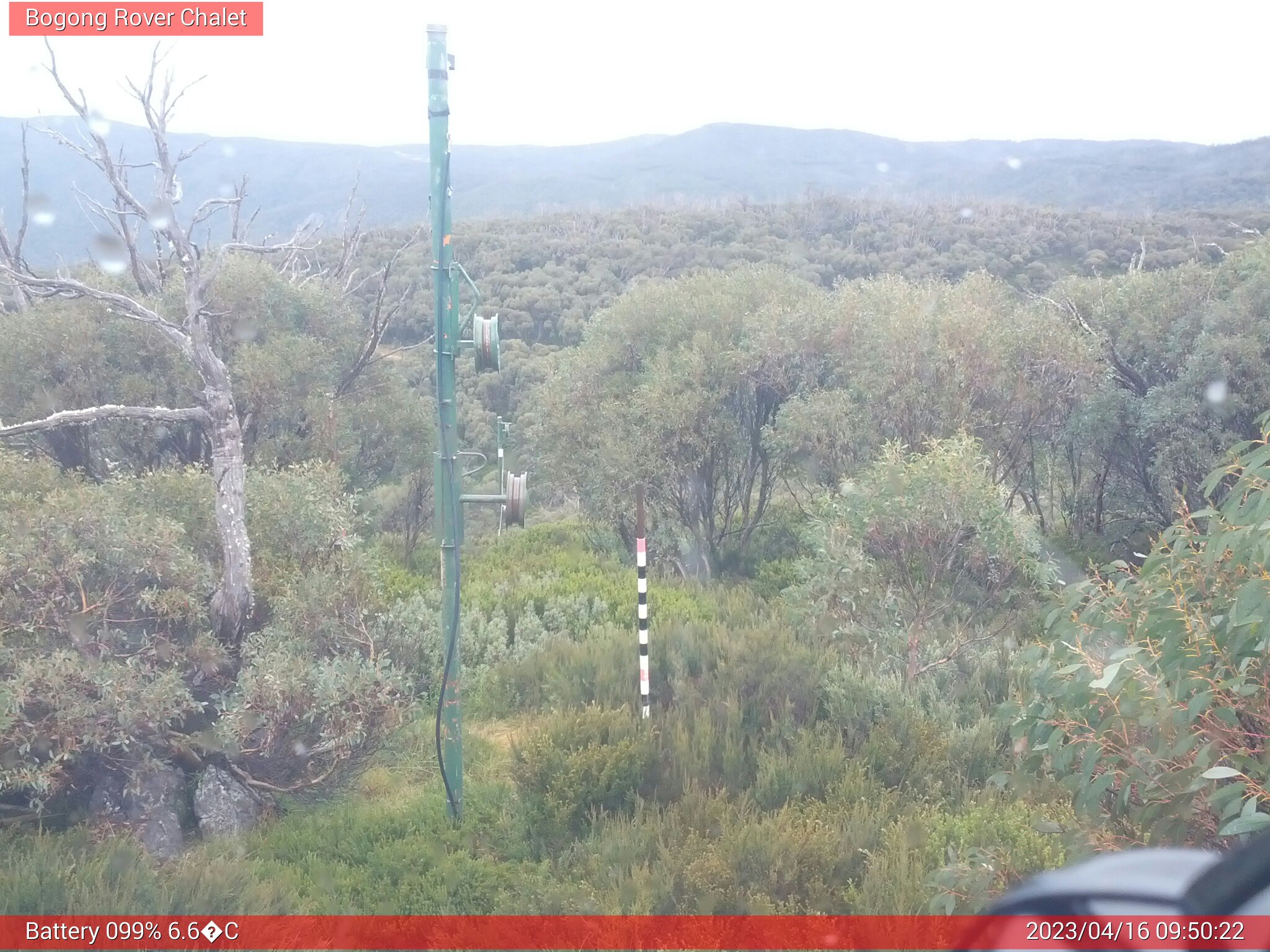 Bogong Web Cam 9:50am Sunday 16th of April 2023