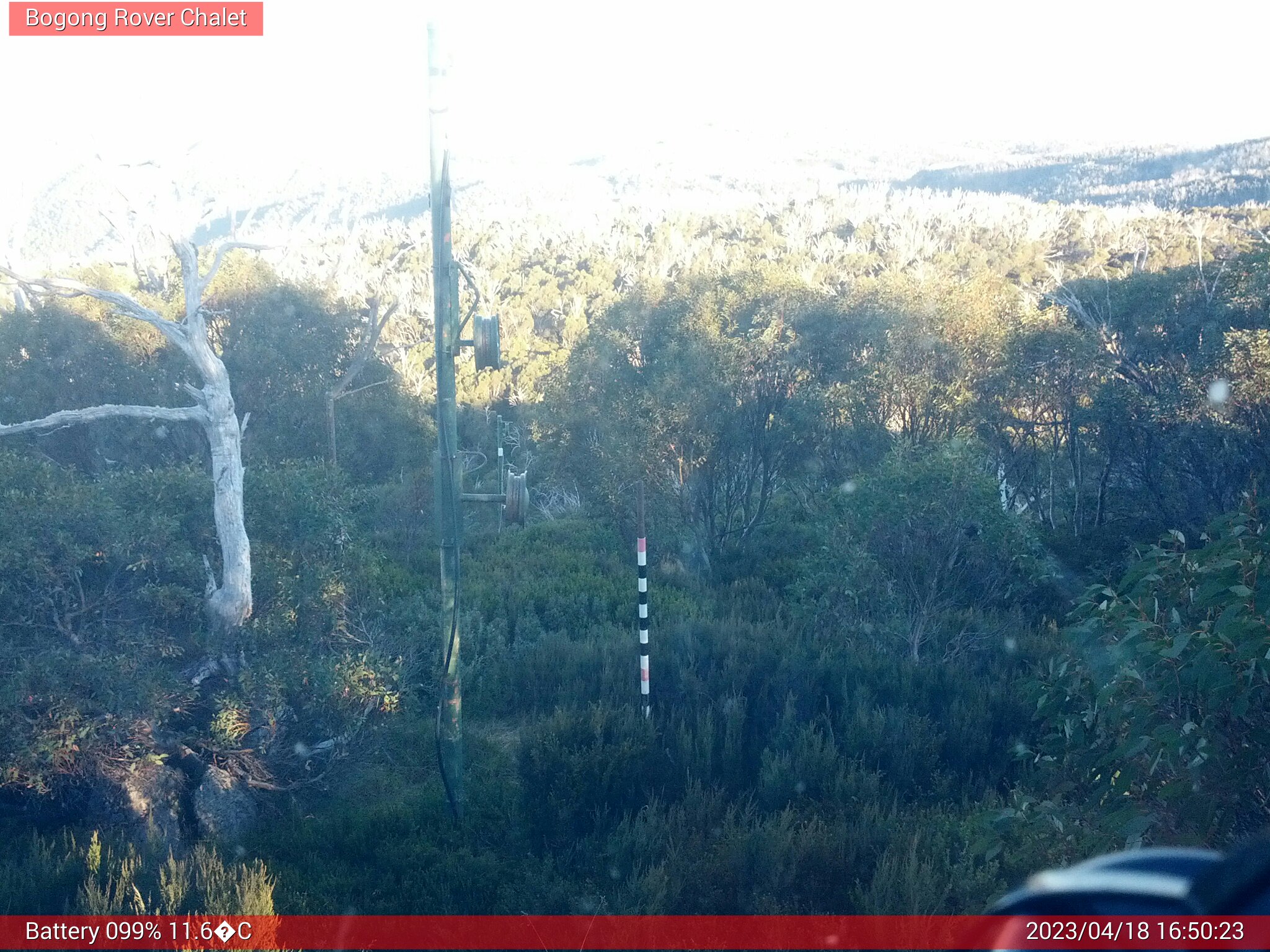 Bogong Web Cam 4:50pm Tuesday 18th of April 2023