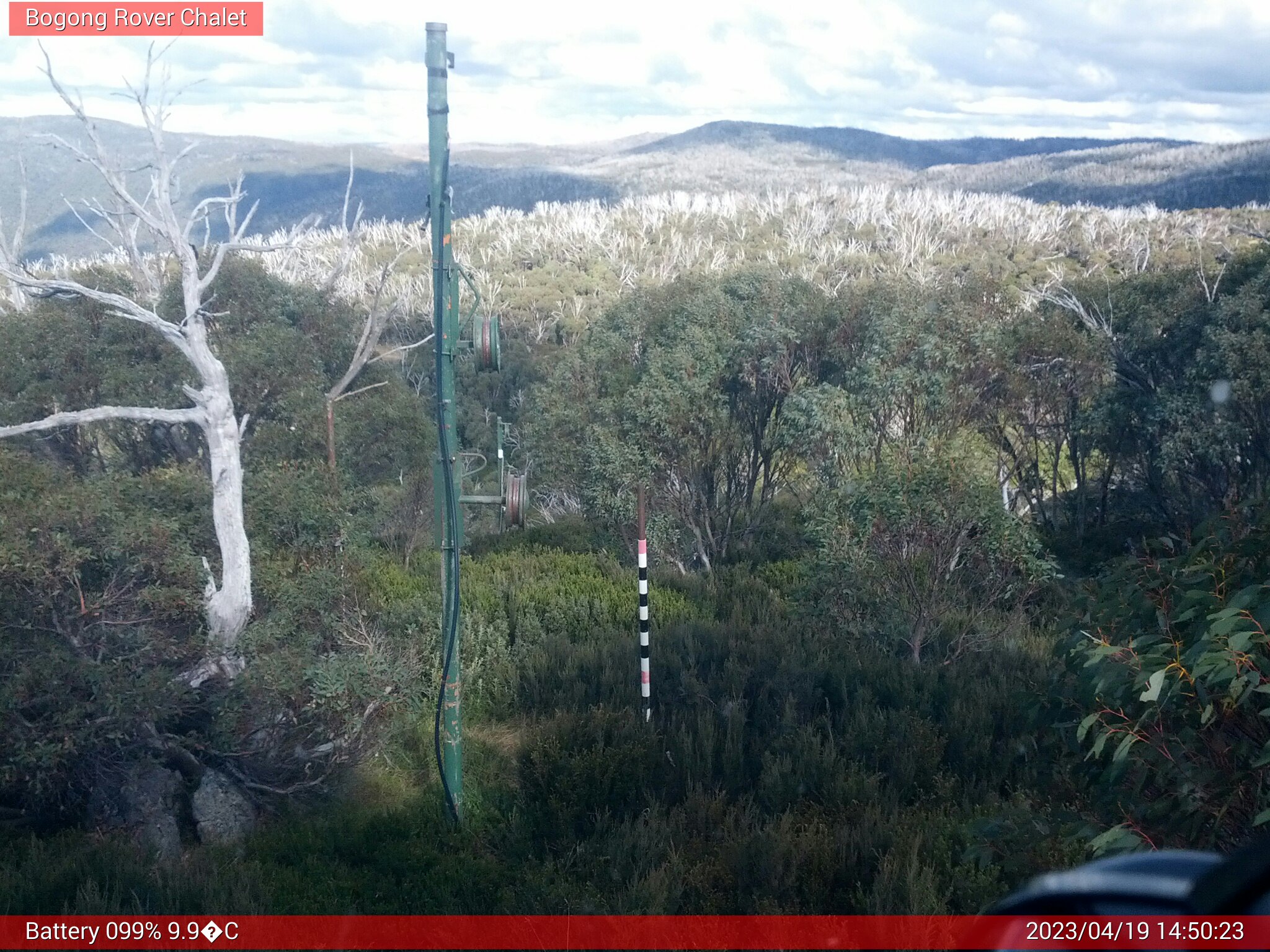 Bogong Web Cam 2:50pm Wednesday 19th of April 2023