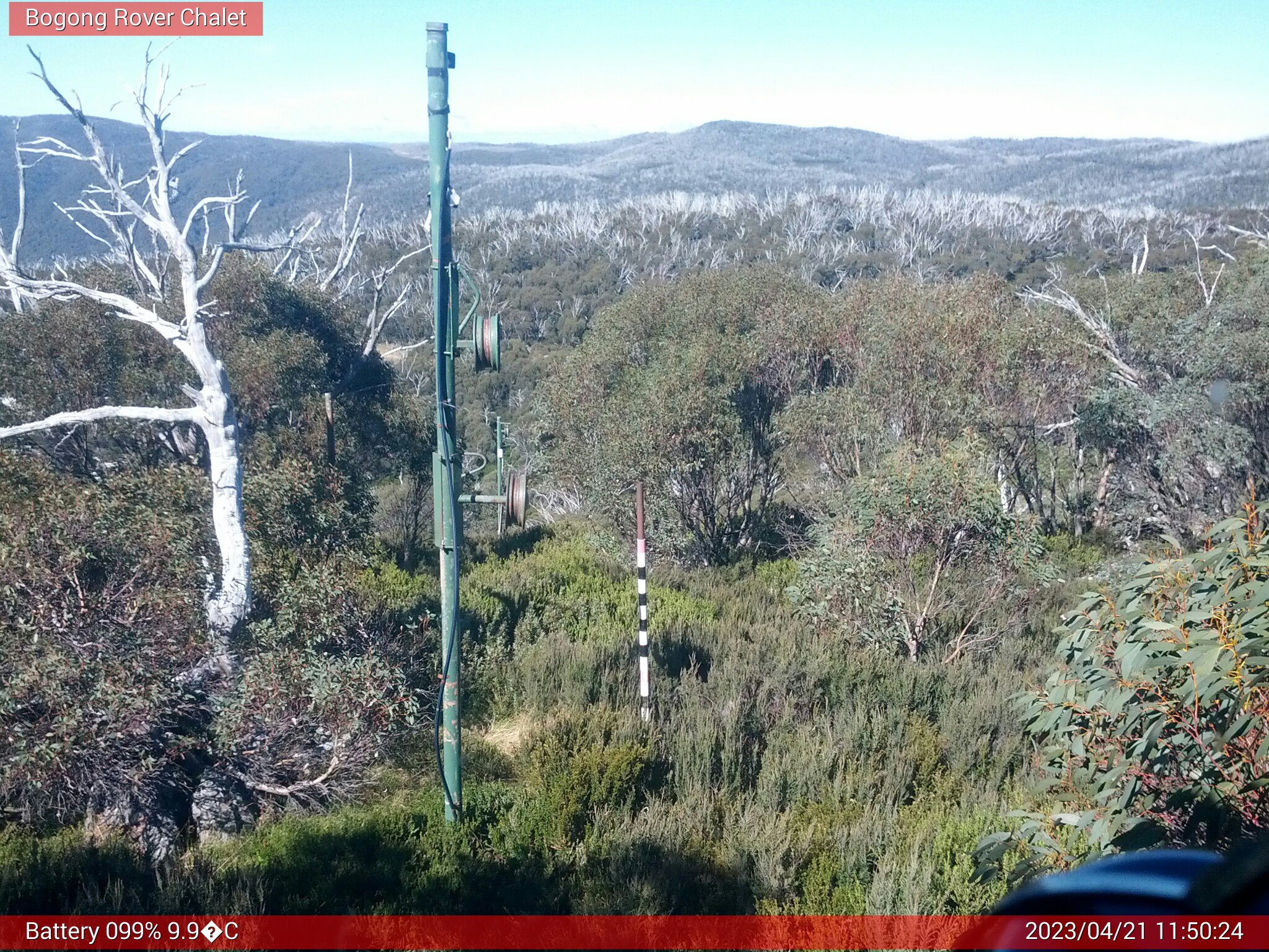 Bogong Web Cam 11:50am Friday 21st of April 2023