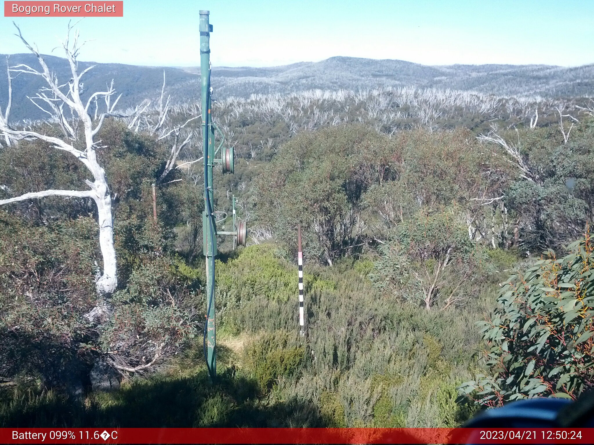 Bogong Web Cam 12:50pm Friday 21st of April 2023