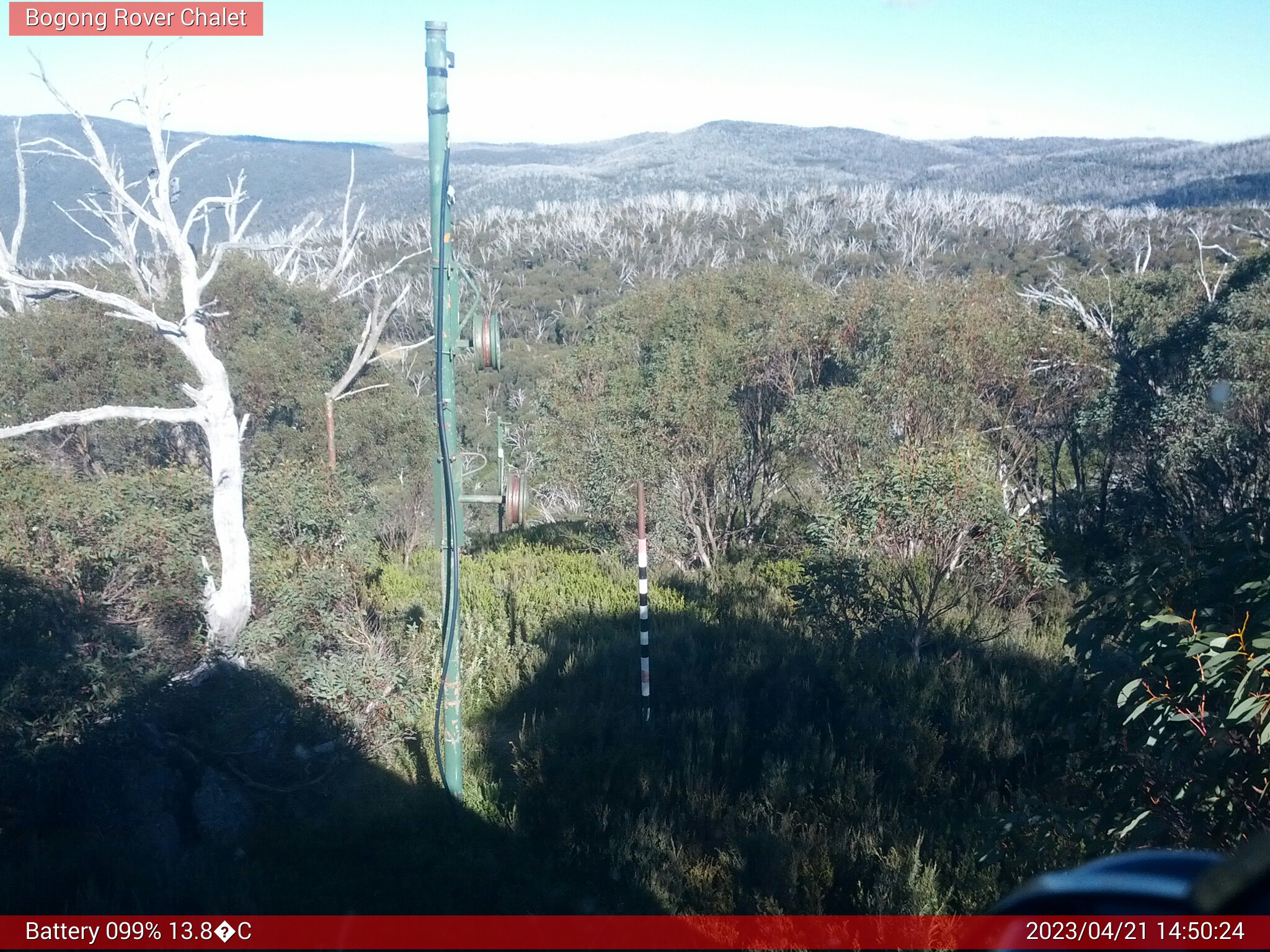 Bogong Web Cam 2:50pm Friday 21st of April 2023