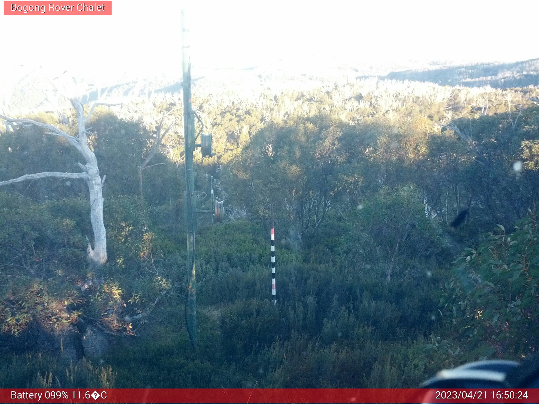 Bogong Web Cam 4:50pm Friday 21st of April 2023