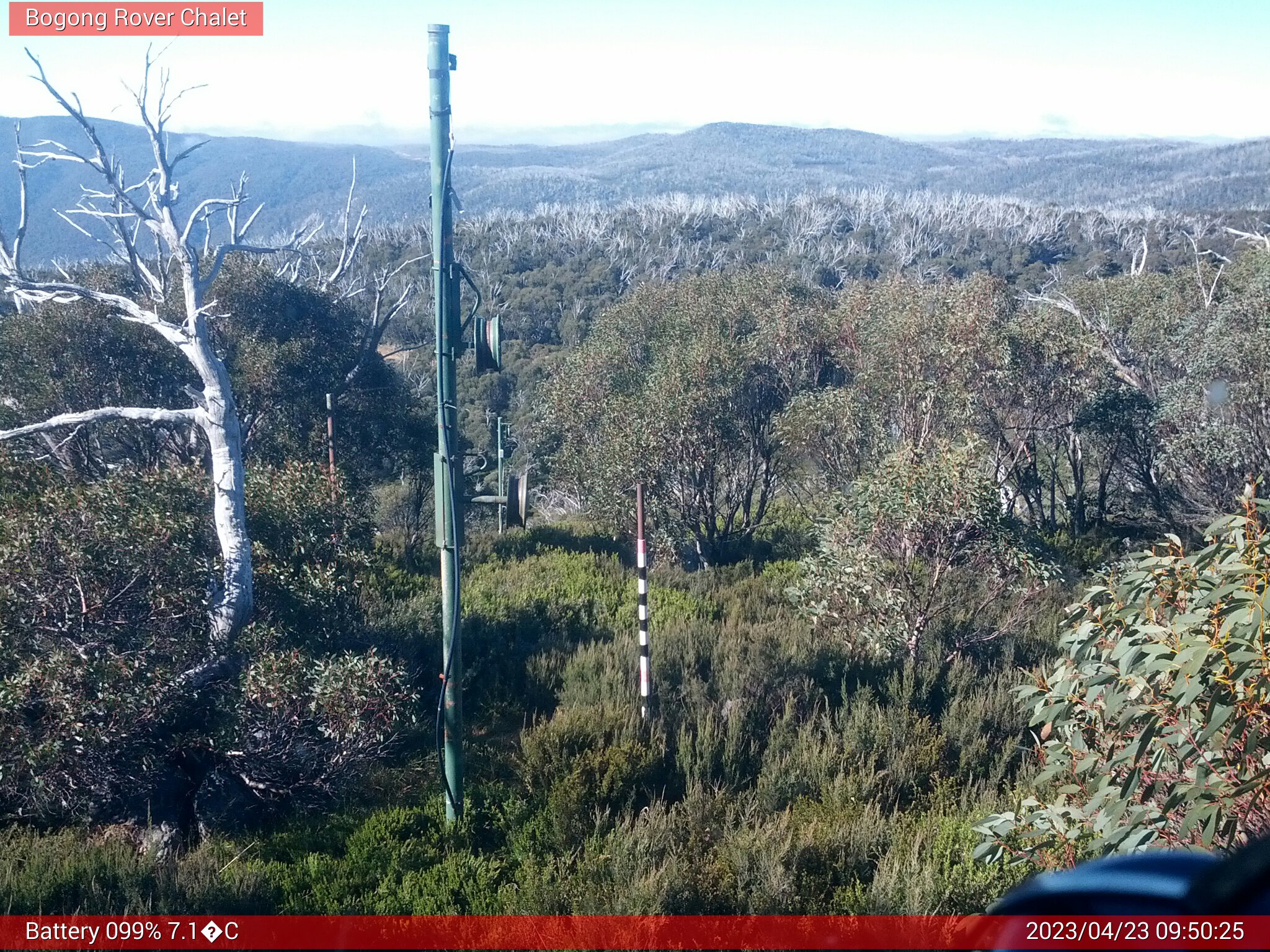 Bogong Web Cam 9:50am Sunday 23rd of April 2023