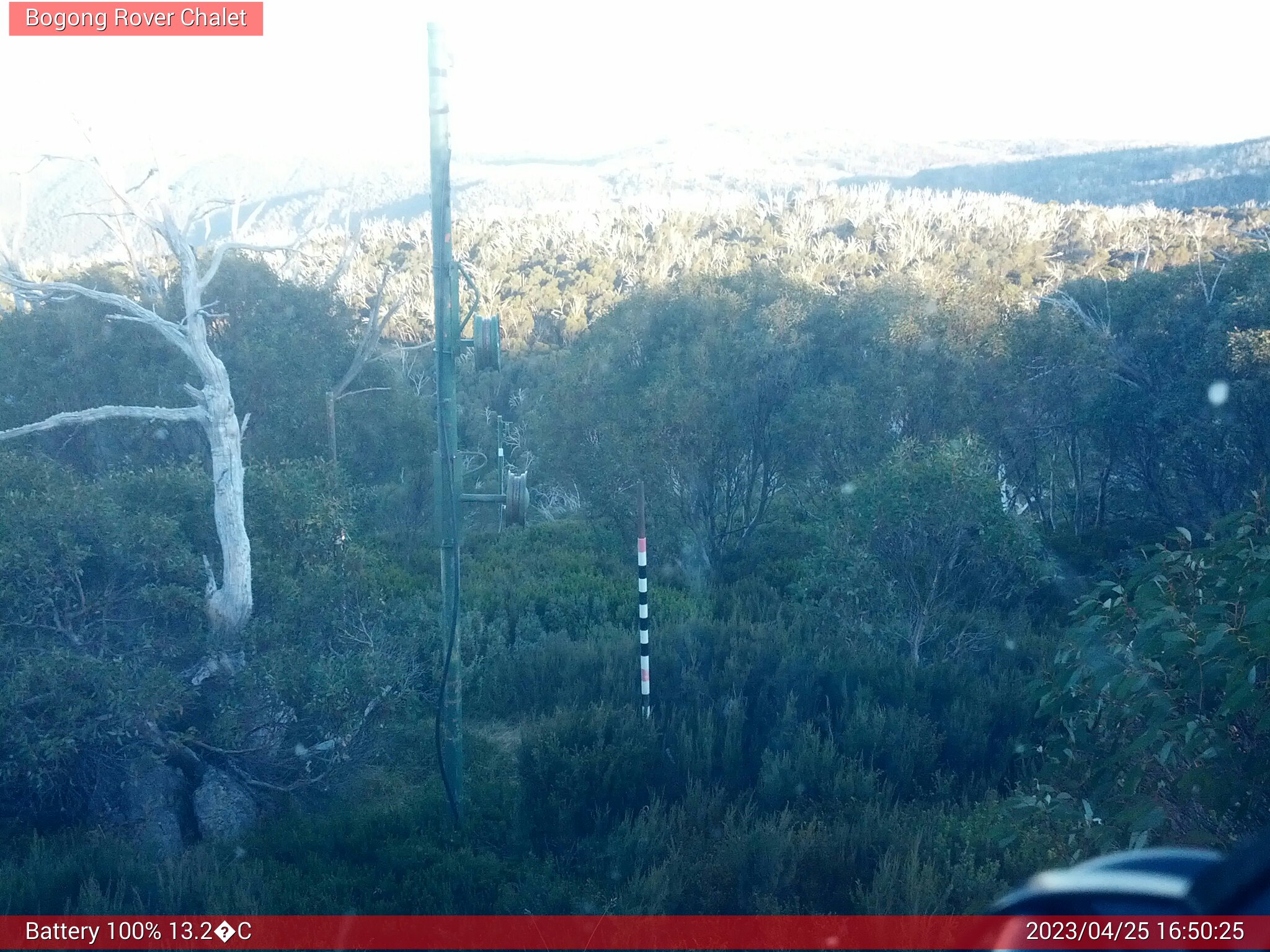 Bogong Web Cam 4:50pm Tuesday 25th of April 2023