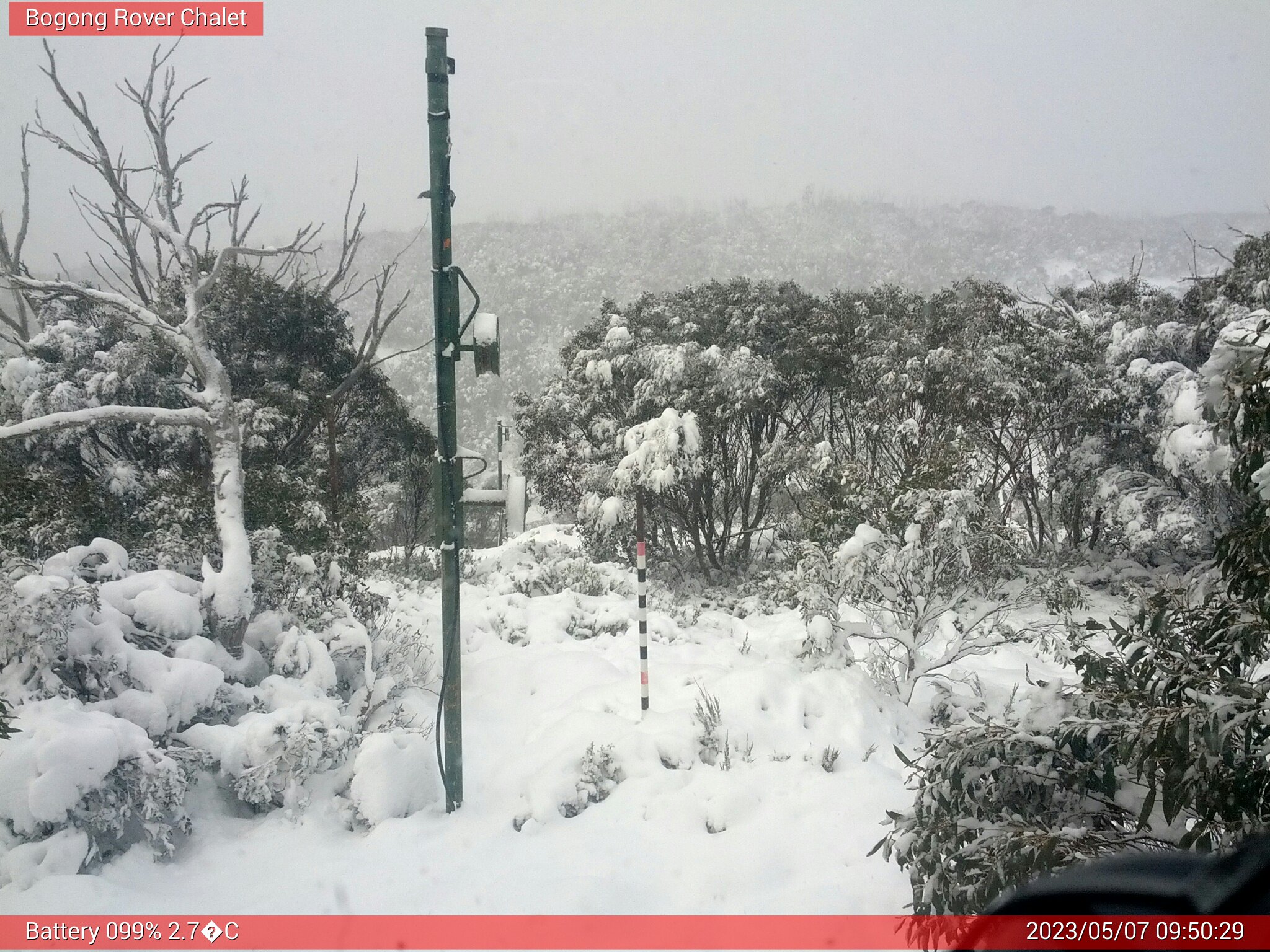 Bogong Web Cam 9:50am Sunday 7th of May 2023