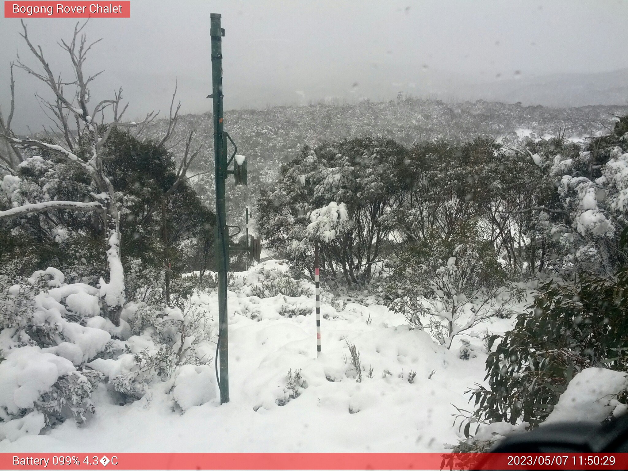 Bogong Web Cam 11:50am Sunday 7th of May 2023