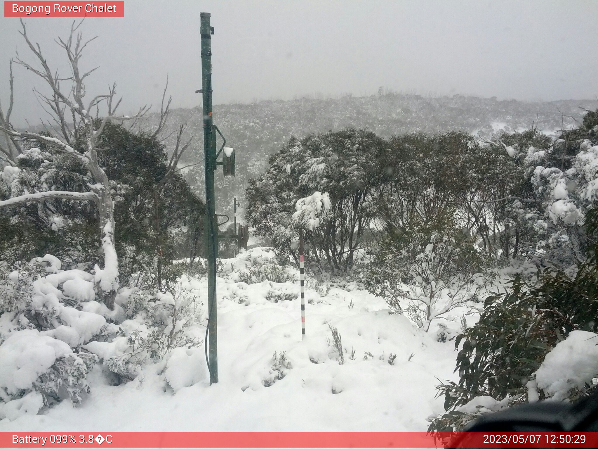 Bogong Web Cam 12:50pm Sunday 7th of May 2023