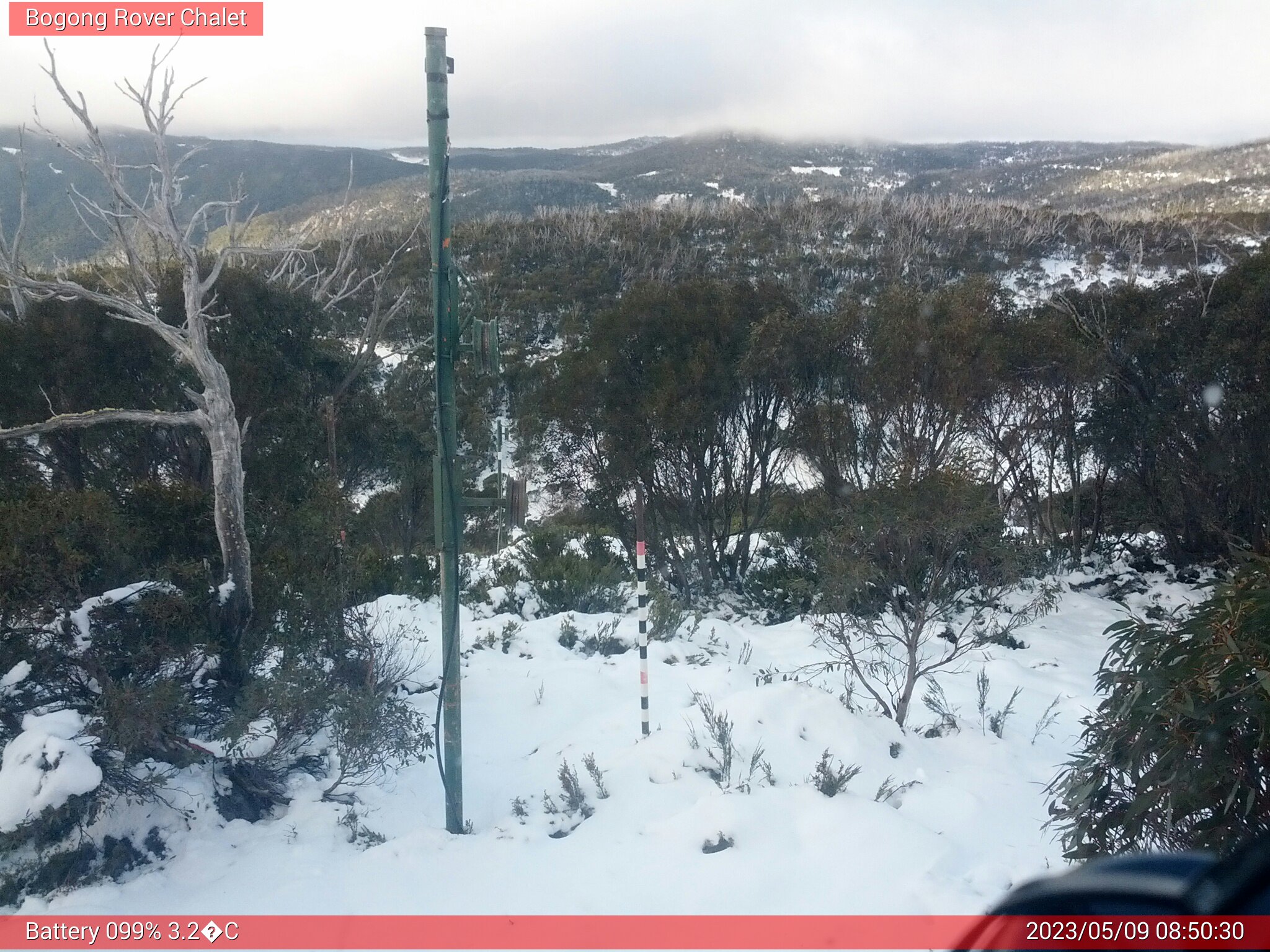 Bogong Web Cam 8:50am Tuesday 9th of May 2023