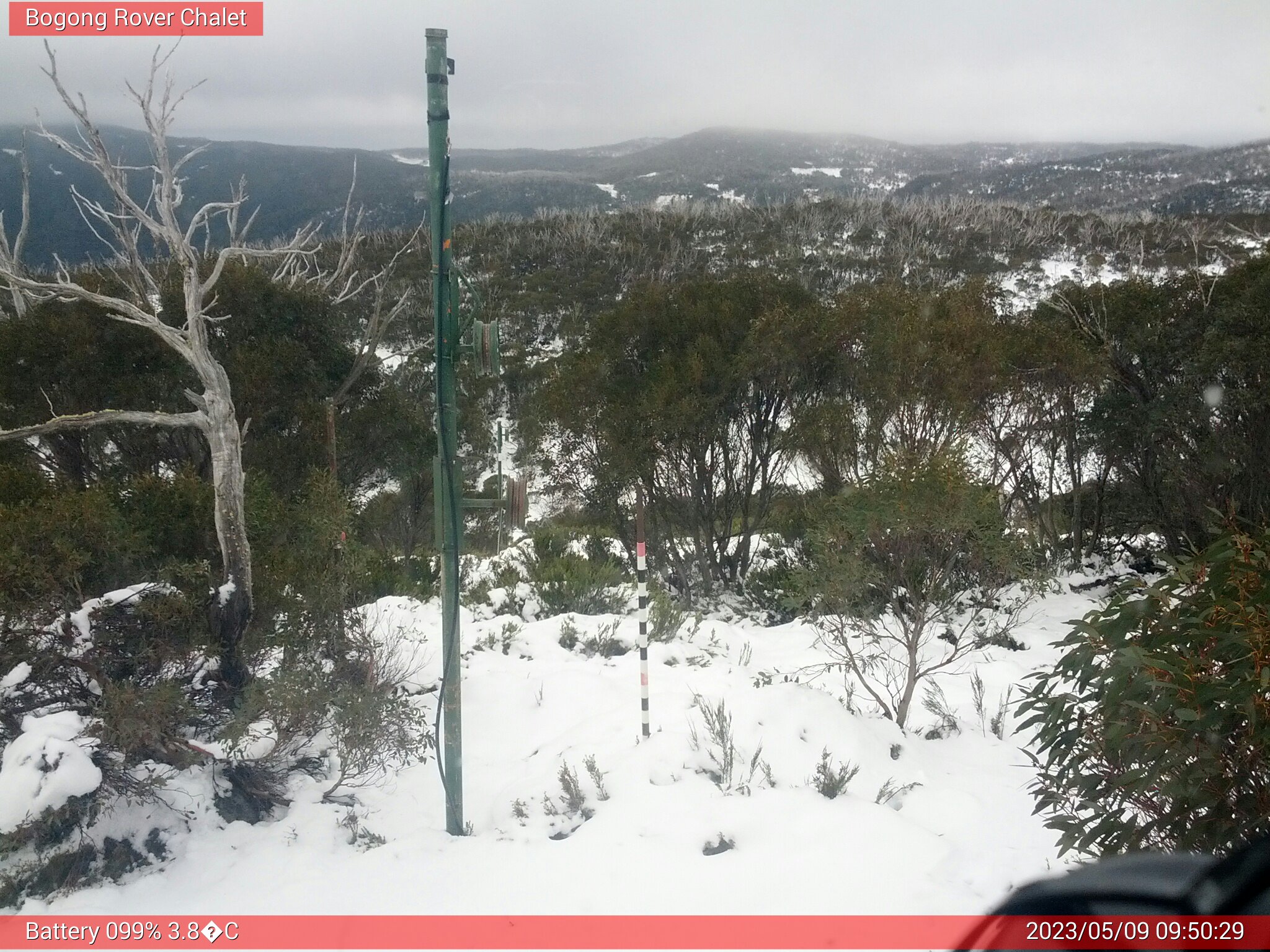 Bogong Web Cam 9:50am Tuesday 9th of May 2023