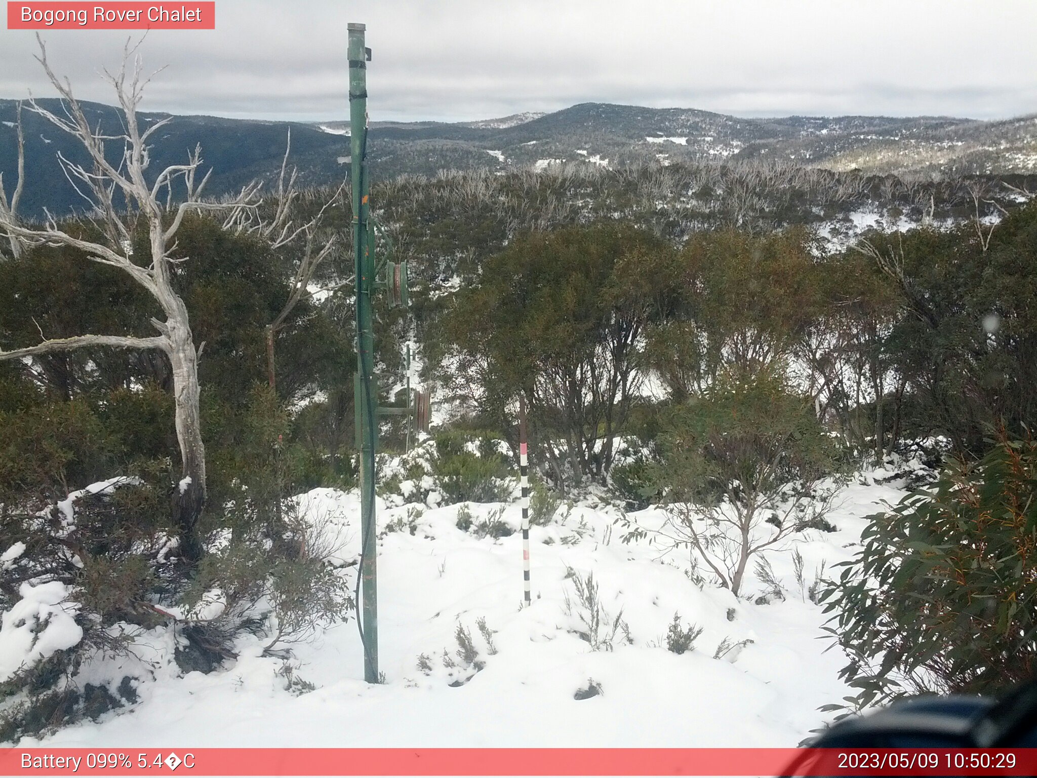 Bogong Web Cam 10:50am Tuesday 9th of May 2023