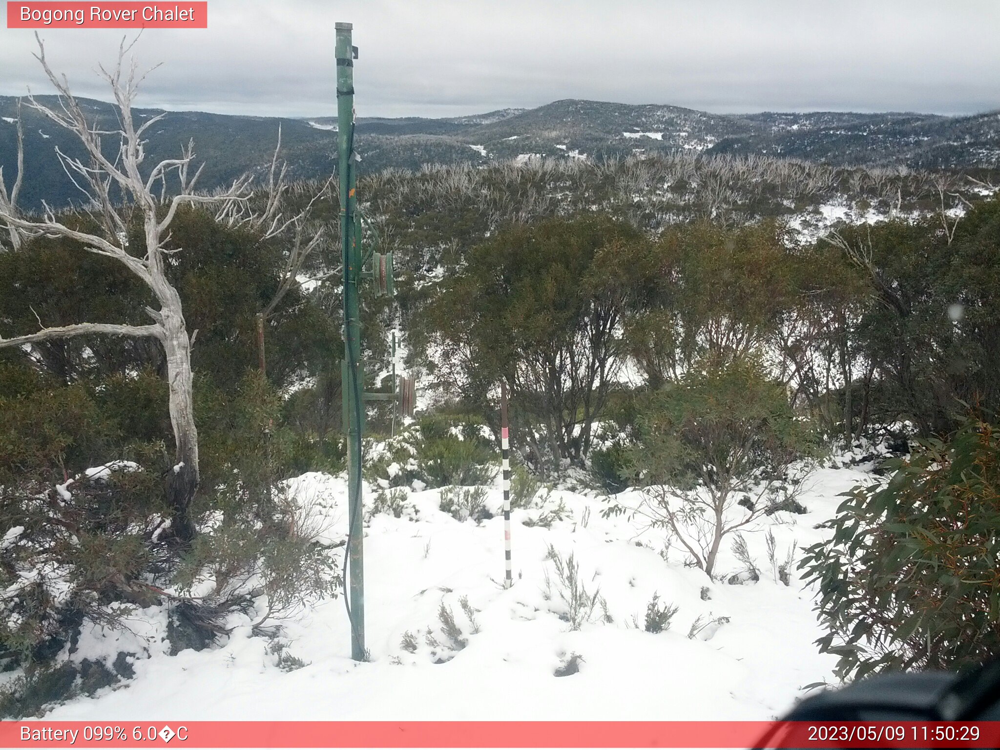 Bogong Web Cam 11:50am Tuesday 9th of May 2023