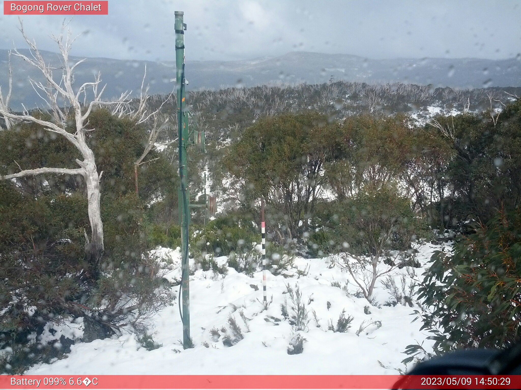 Bogong Web Cam 2:50pm Tuesday 9th of May 2023