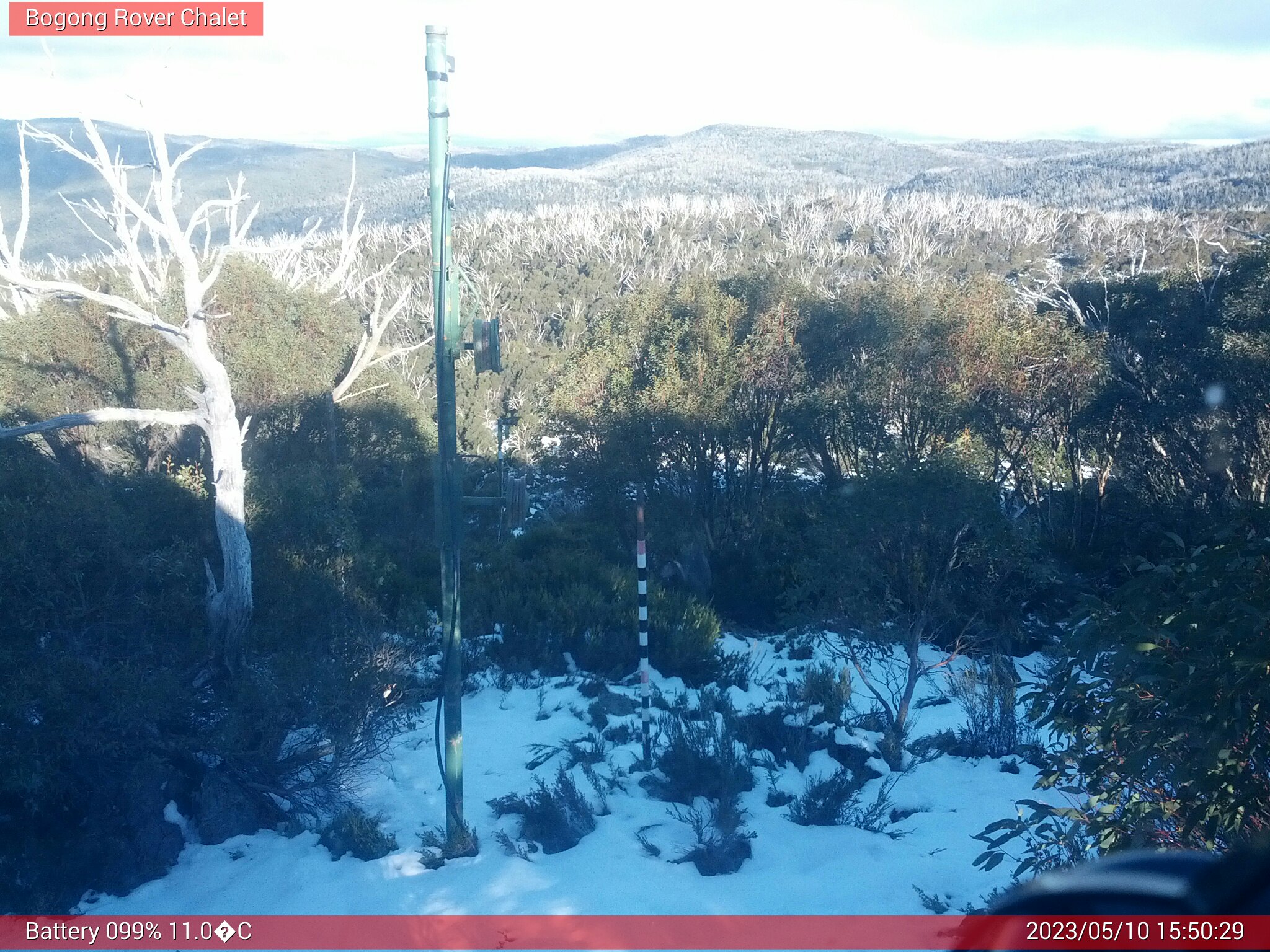 Bogong Web Cam 3:50pm Wednesday 10th of May 2023