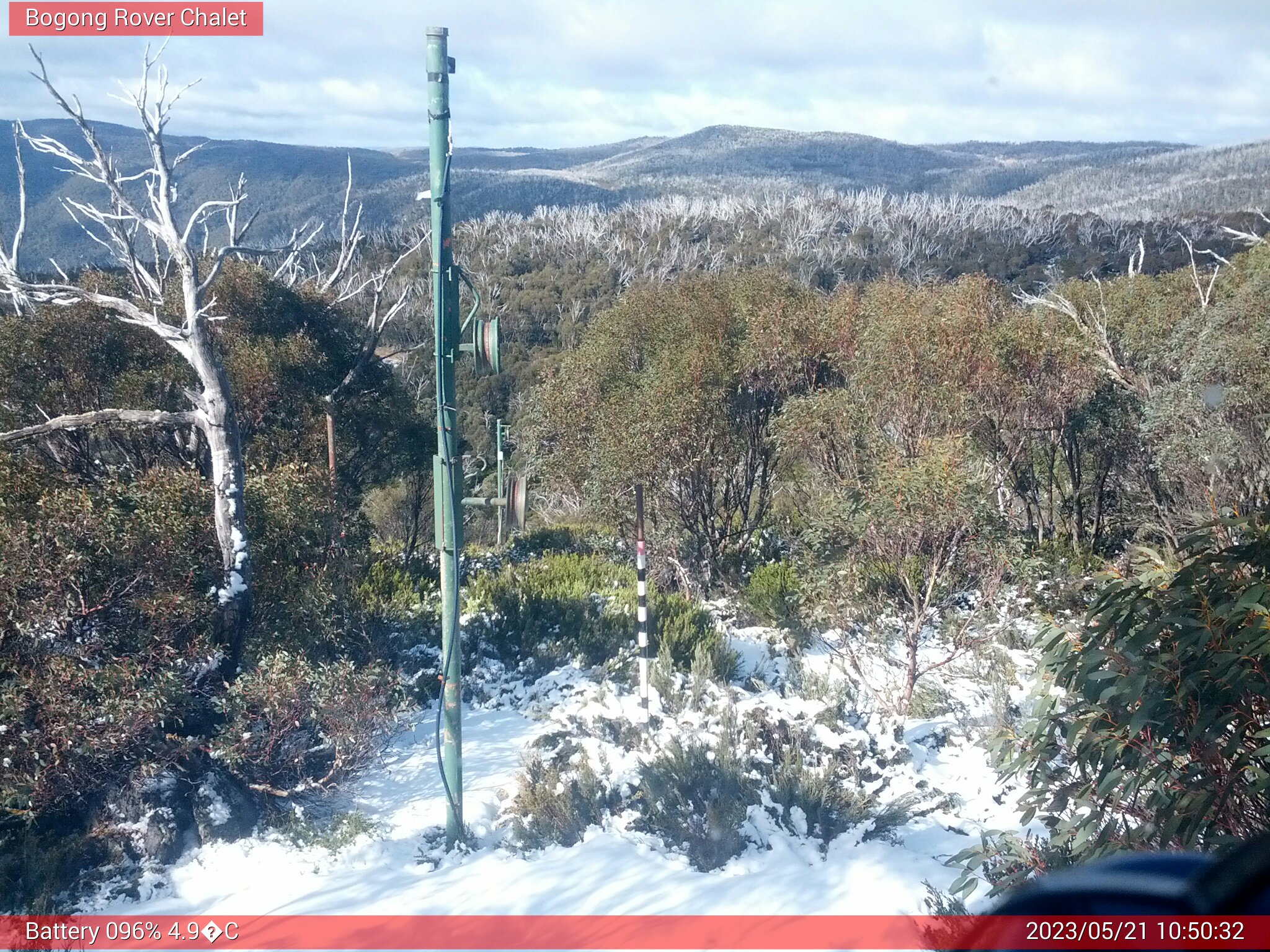 Bogong Web Cam 10:50am Sunday 21st of May 2023