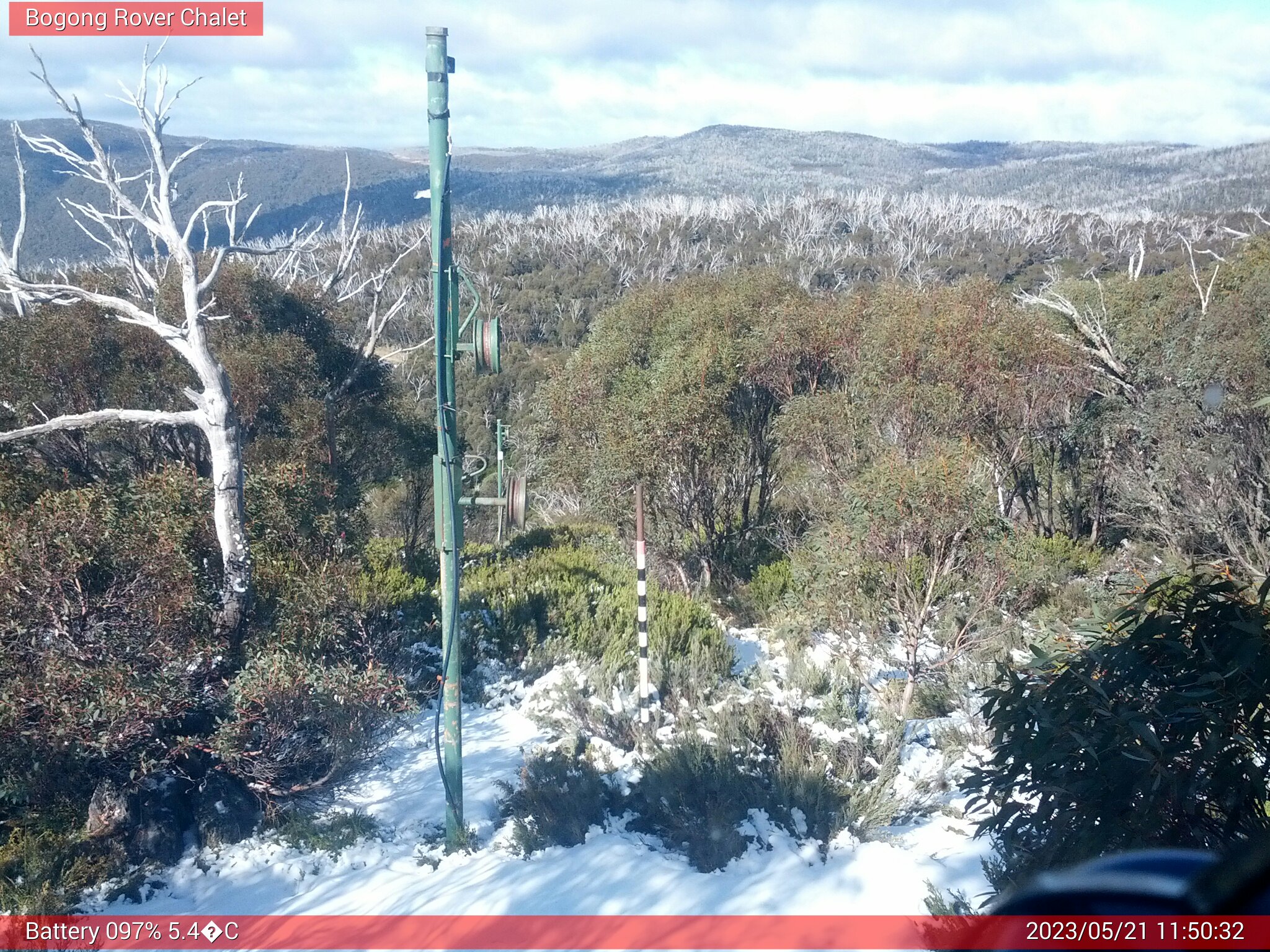 Bogong Web Cam 11:50am Sunday 21st of May 2023