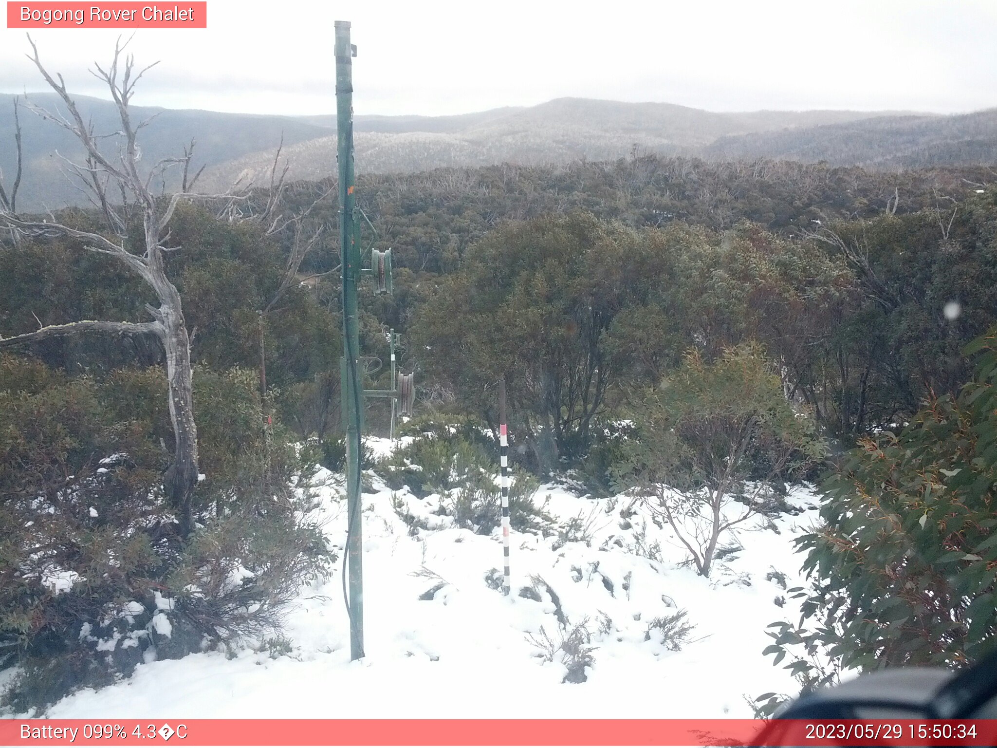 Bogong Web Cam 3:50pm Monday 29th of May 2023