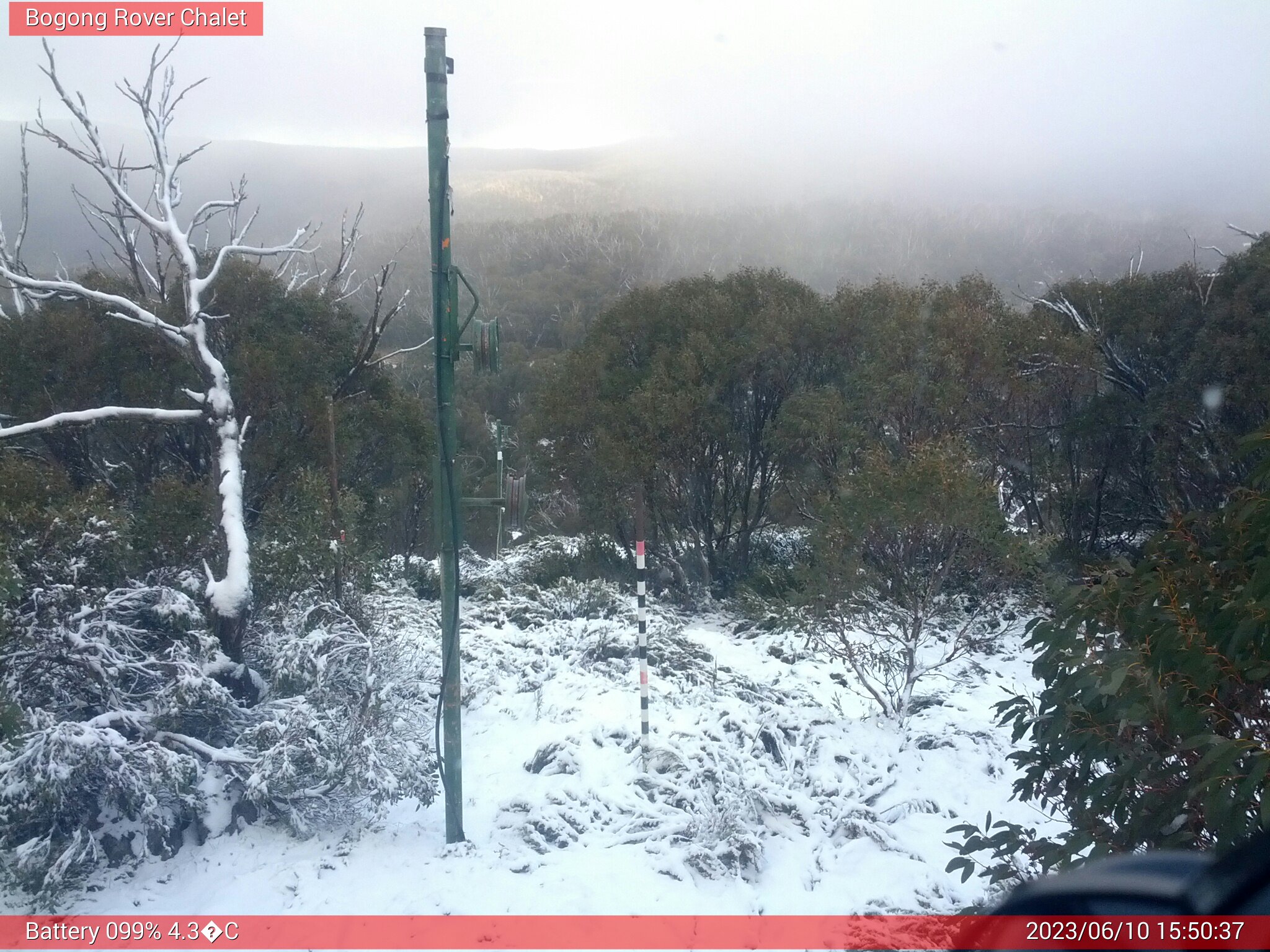 Bogong Web Cam 3:50pm Saturday 10th of June 2023