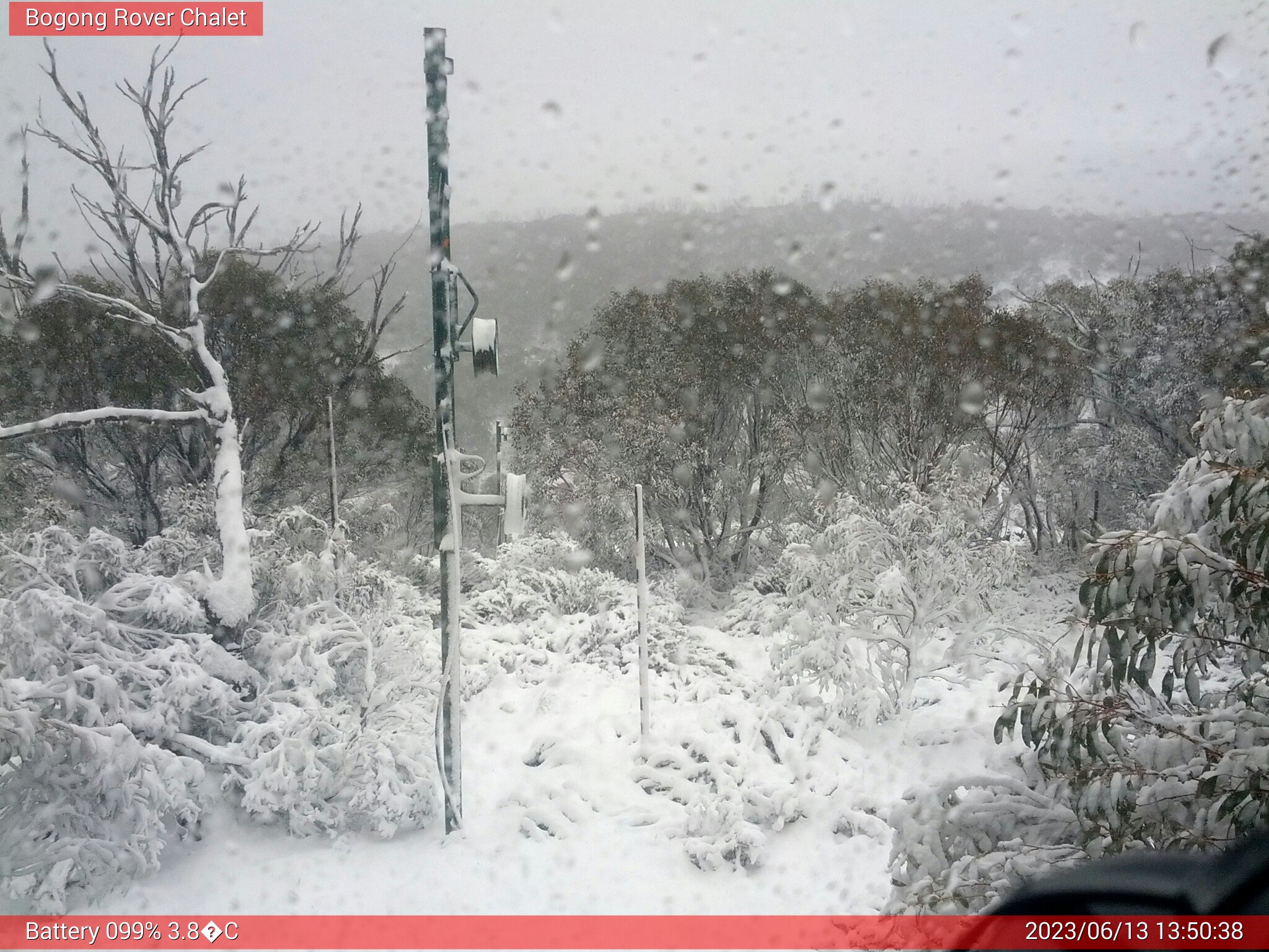 Bogong Web Cam 1:50pm Tuesday 13th of June 2023