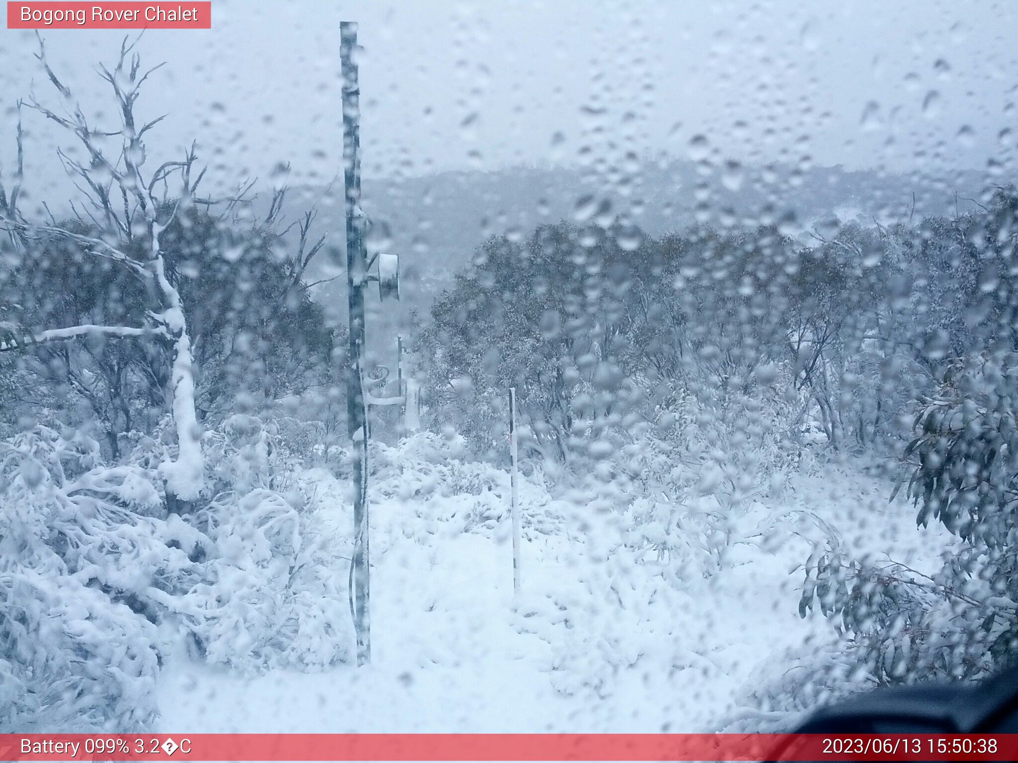 Bogong Web Cam 3:50pm Tuesday 13th of June 2023