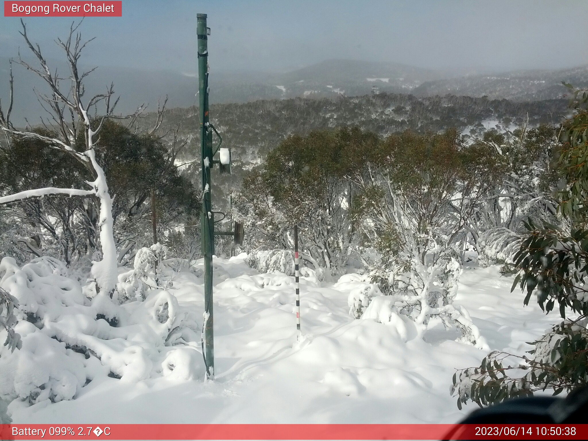 Bogong Web Cam 10:50am Wednesday 14th of June 2023