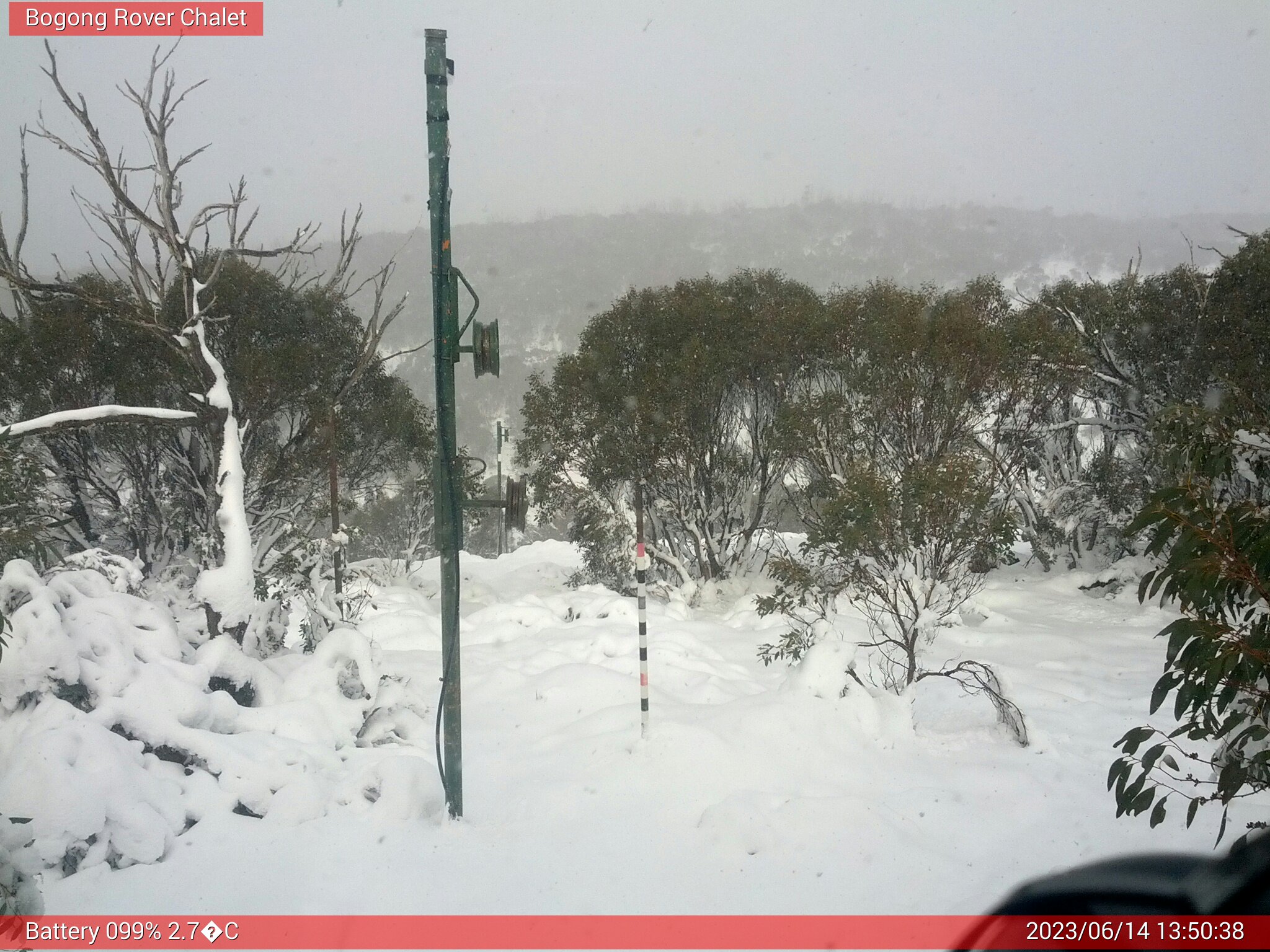 Bogong Web Cam 1:50pm Wednesday 14th of June 2023