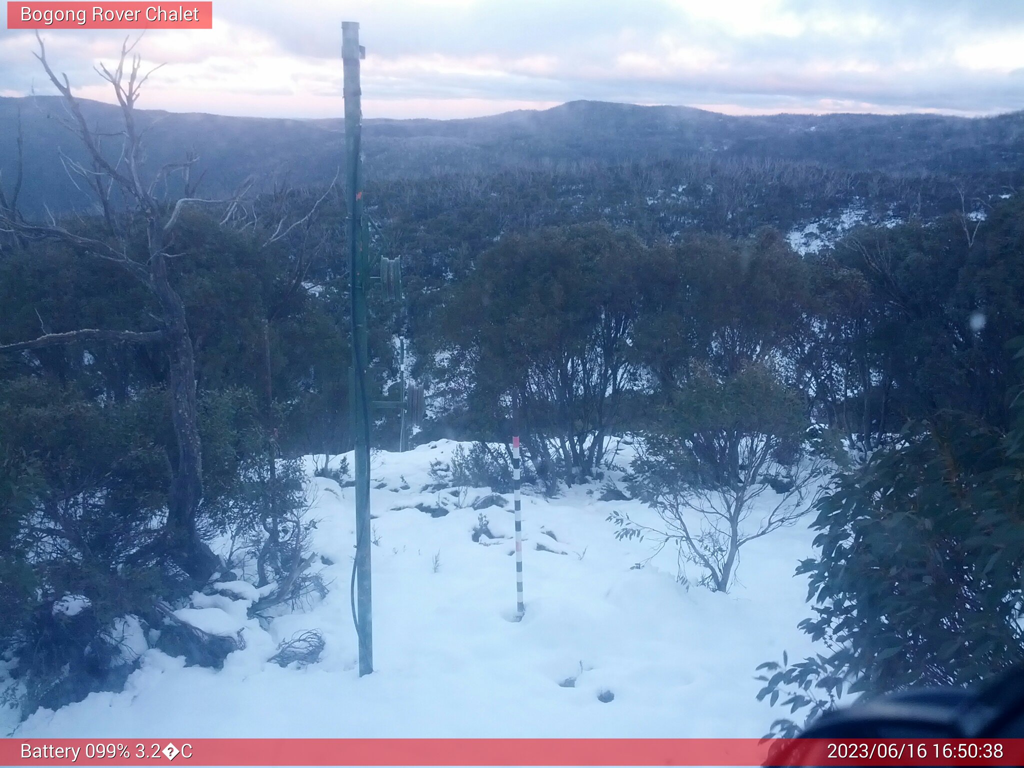 Bogong Web Cam 4:50pm Friday 16th of June 2023