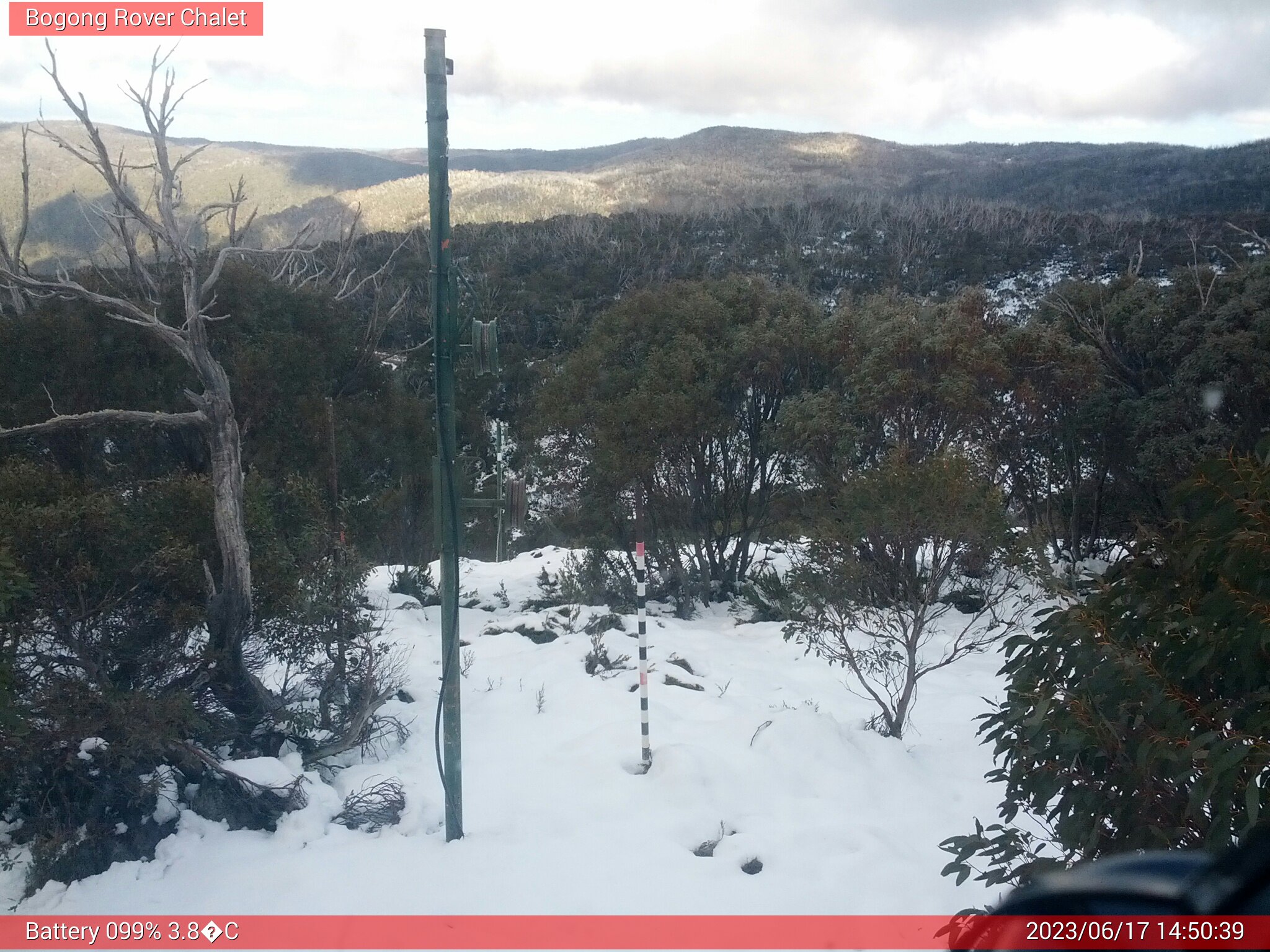 Bogong Web Cam 2:50pm Saturday 17th of June 2023