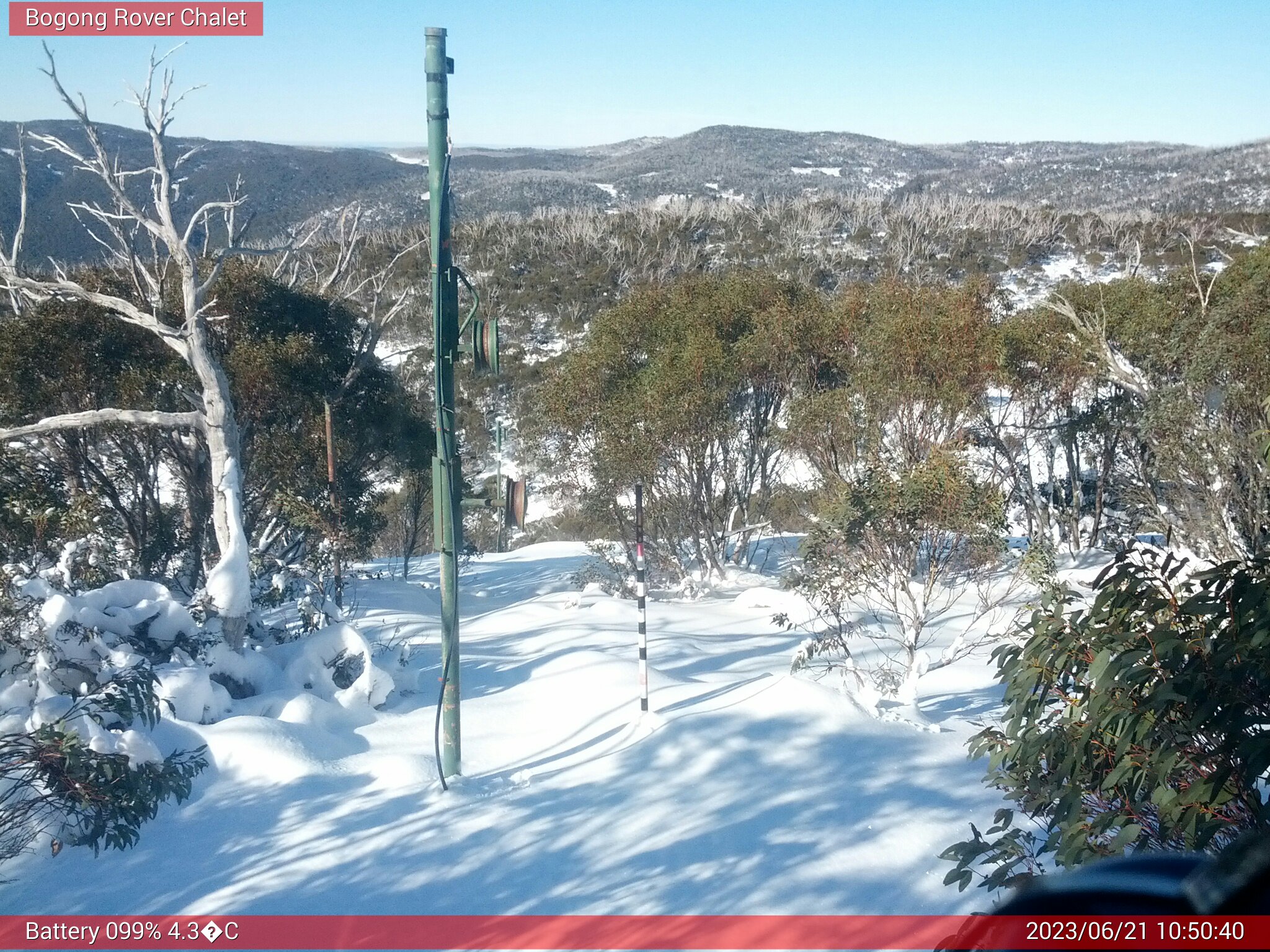 Bogong Web Cam 10:50am Wednesday 21st of June 2023