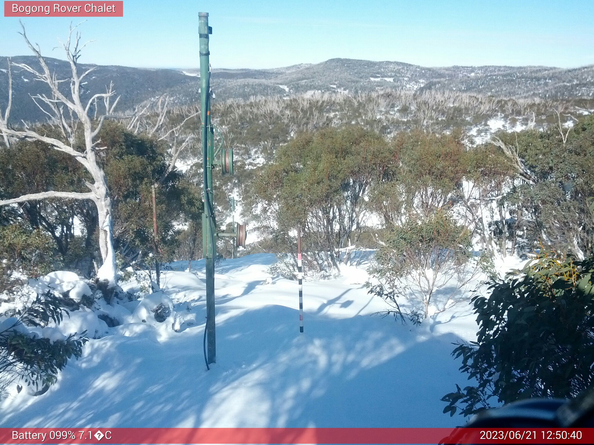 Bogong Web Cam 12:50pm Wednesday 21st of June 2023