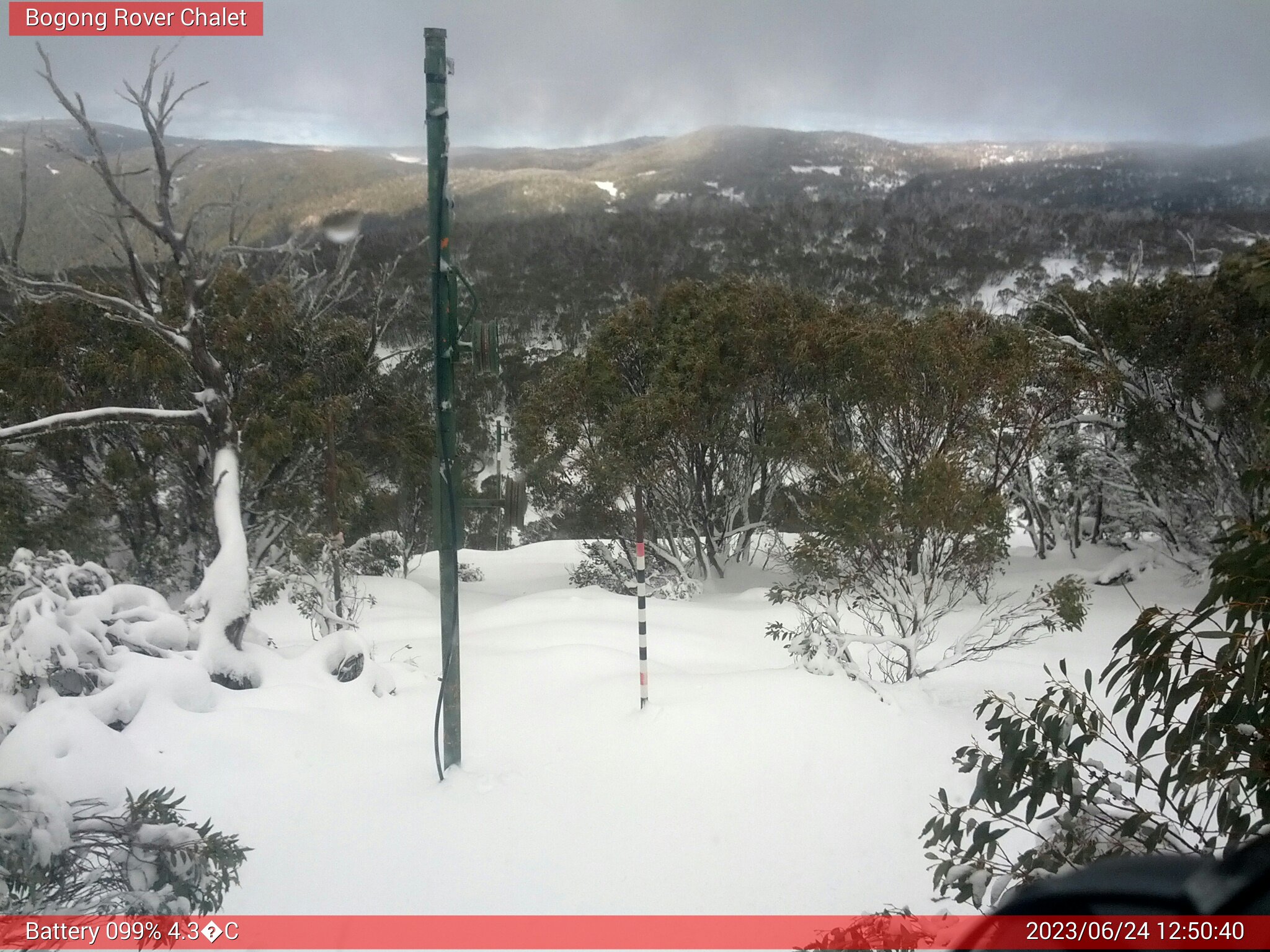 Bogong Web Cam 12:50pm Saturday 24th of June 2023