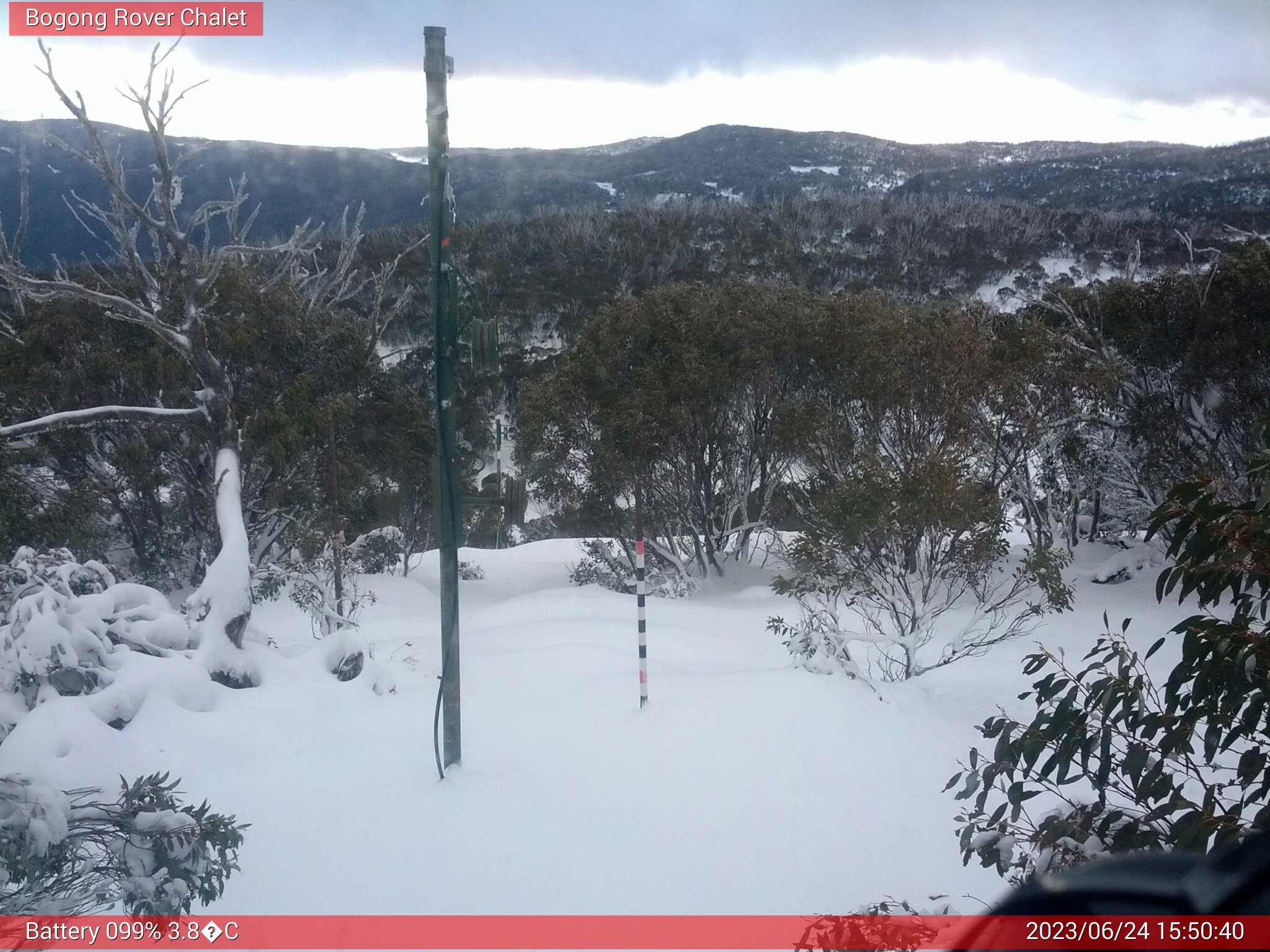 Bogong Web Cam 3:50pm Saturday 24th of June 2023