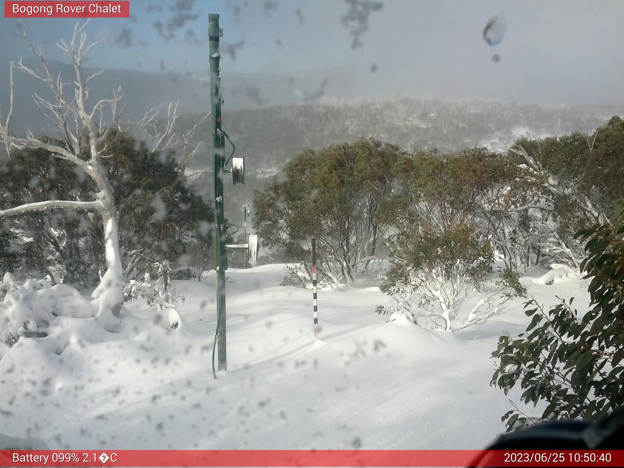 Bogong Web Cam 10:50am Sunday 25th of June 2023