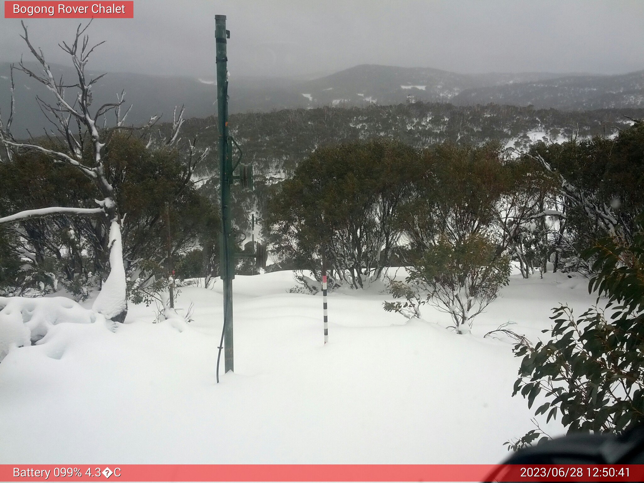 Bogong Web Cam 12:50pm Wednesday 28th of June 2023